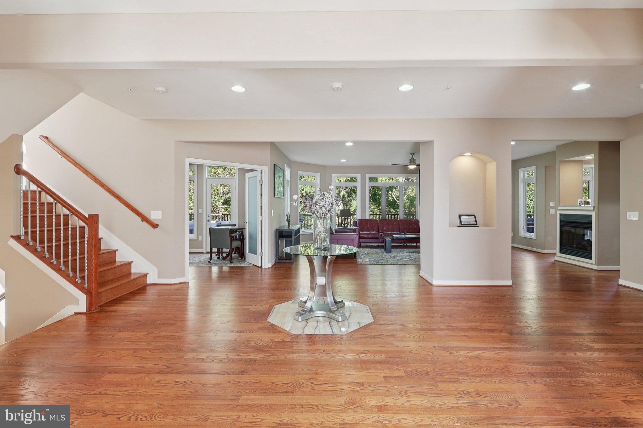 WOODMORE-RESUB-PLAT 5> - Residential