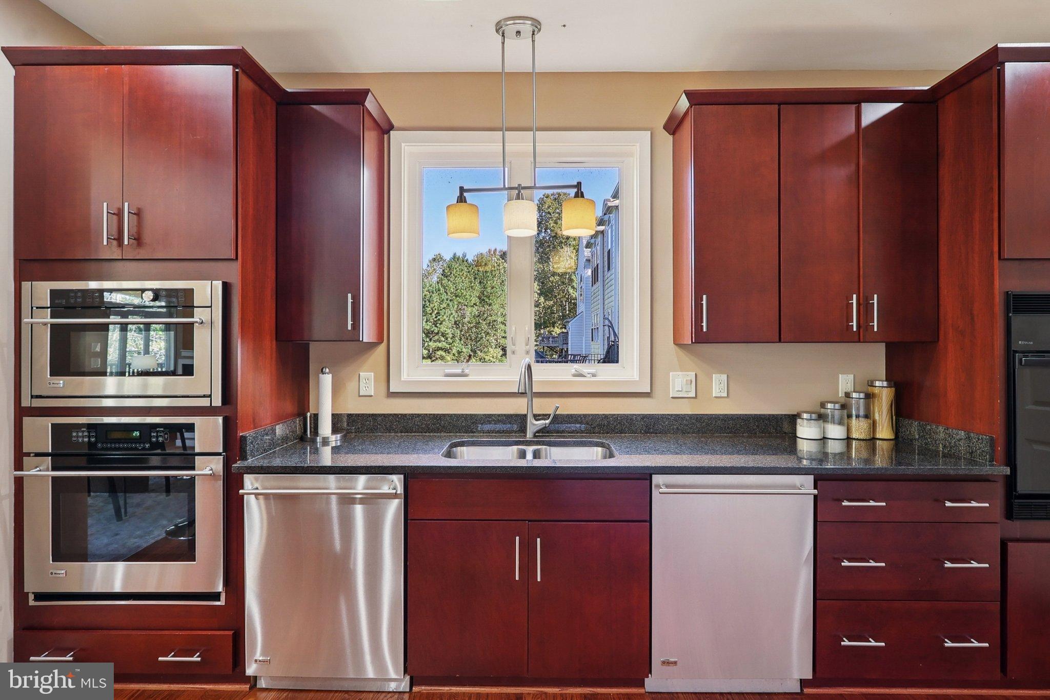 WOODMORE-RESUB-PLAT 5> - Residential