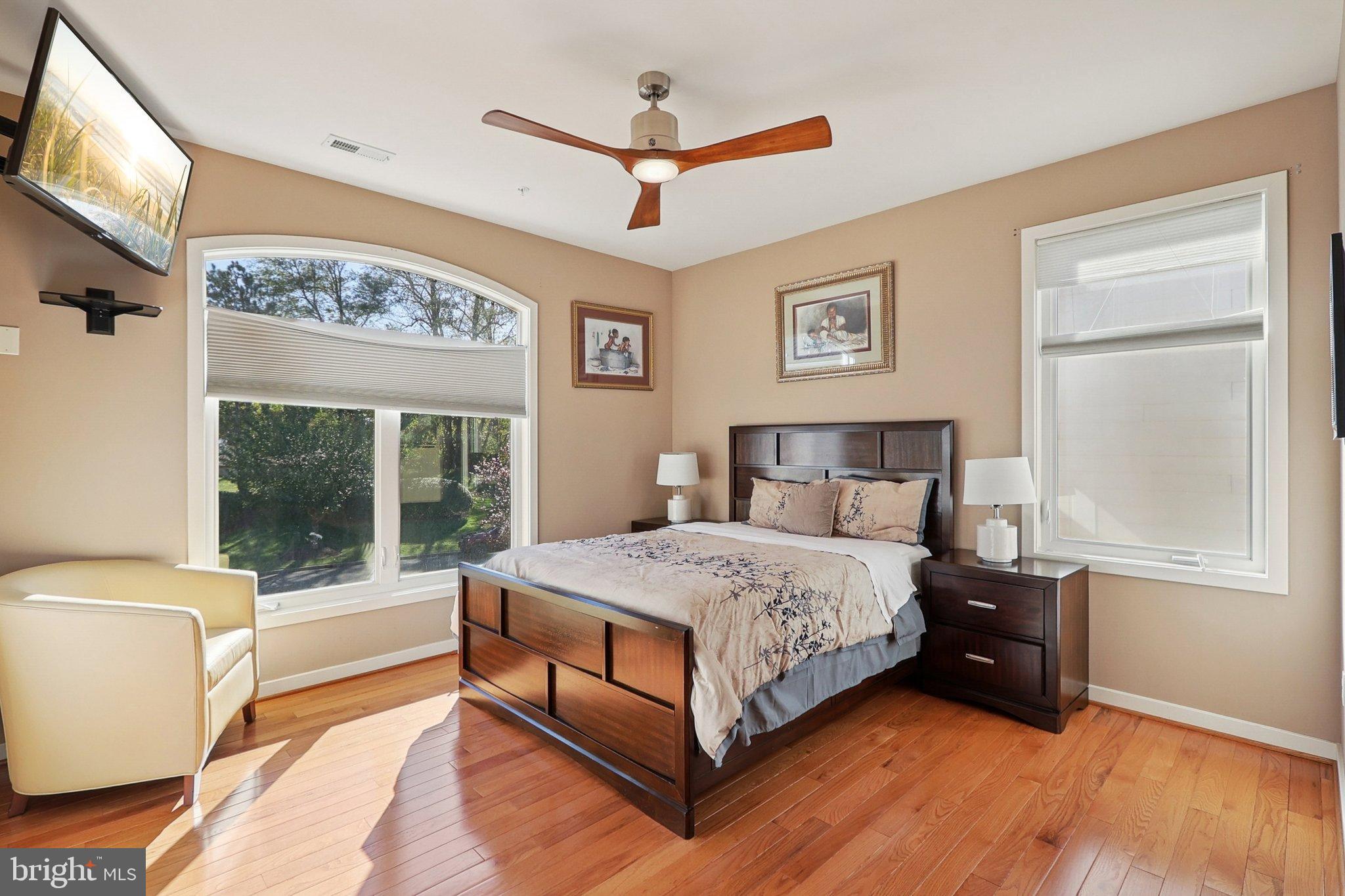 WOODMORE-RESUB-PLAT 5> - Residential