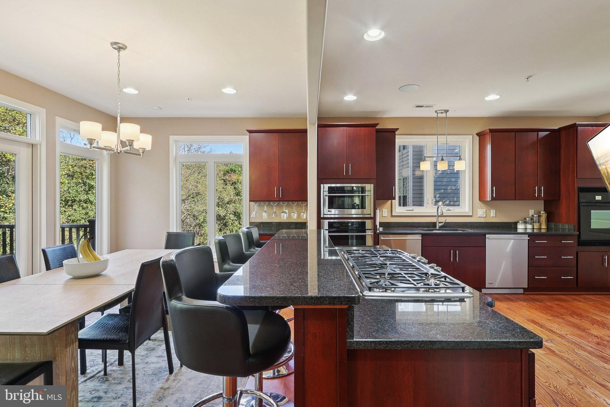 WOODMORE-RESUB-PLAT 5> - Residential