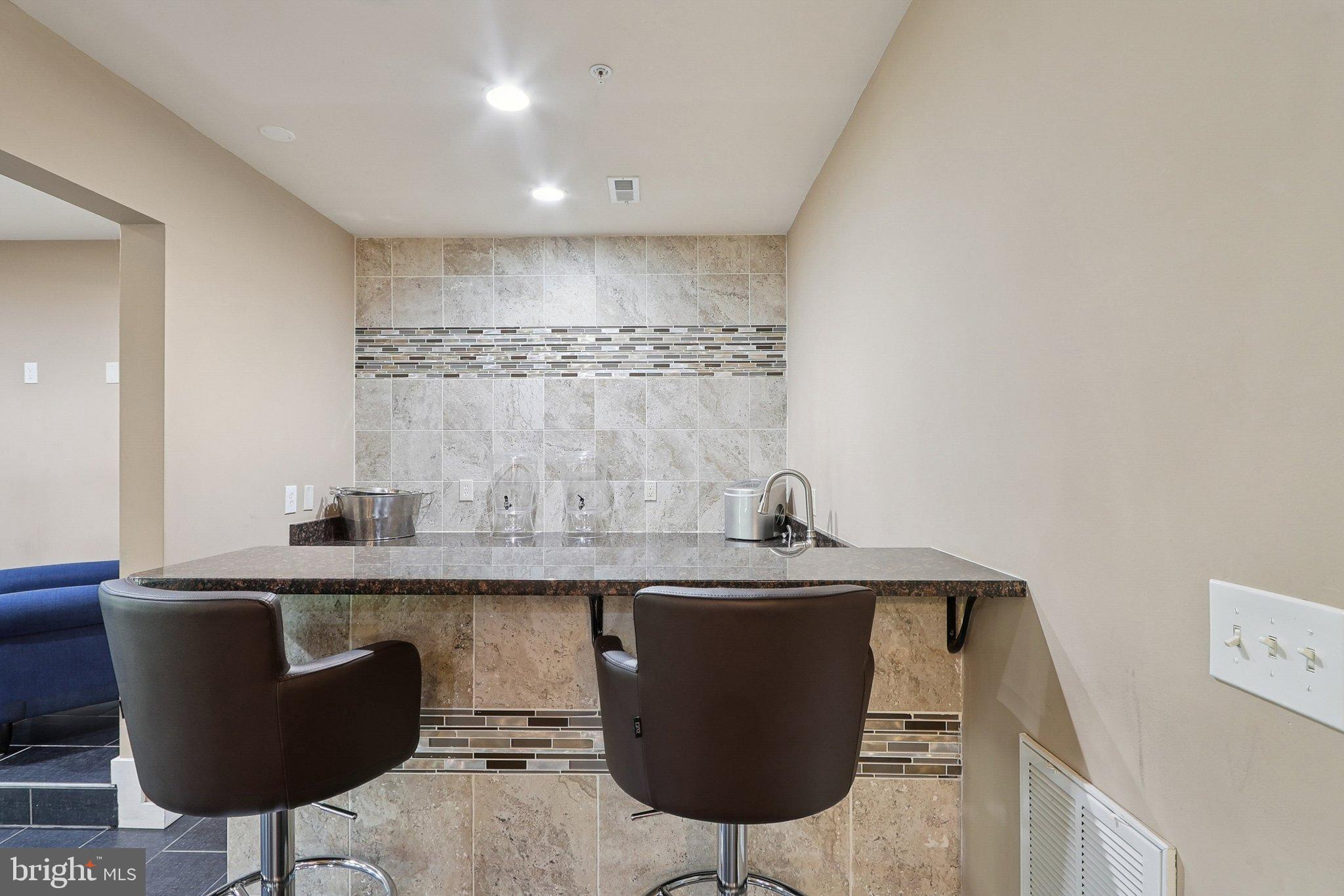 WOODMORE-RESUB-PLAT 5> - Residential