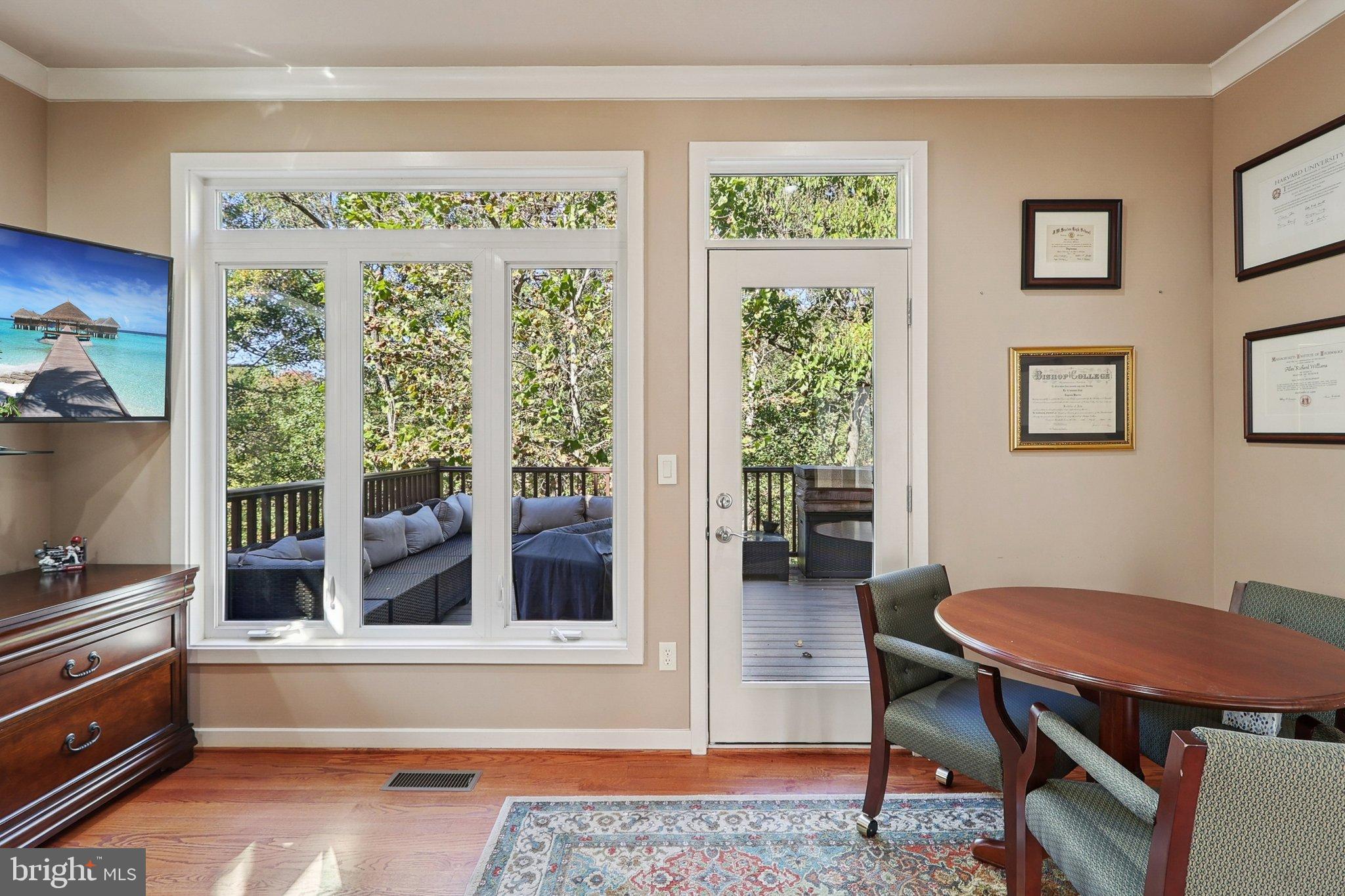 WOODMORE-RESUB-PLAT 5> - Residential