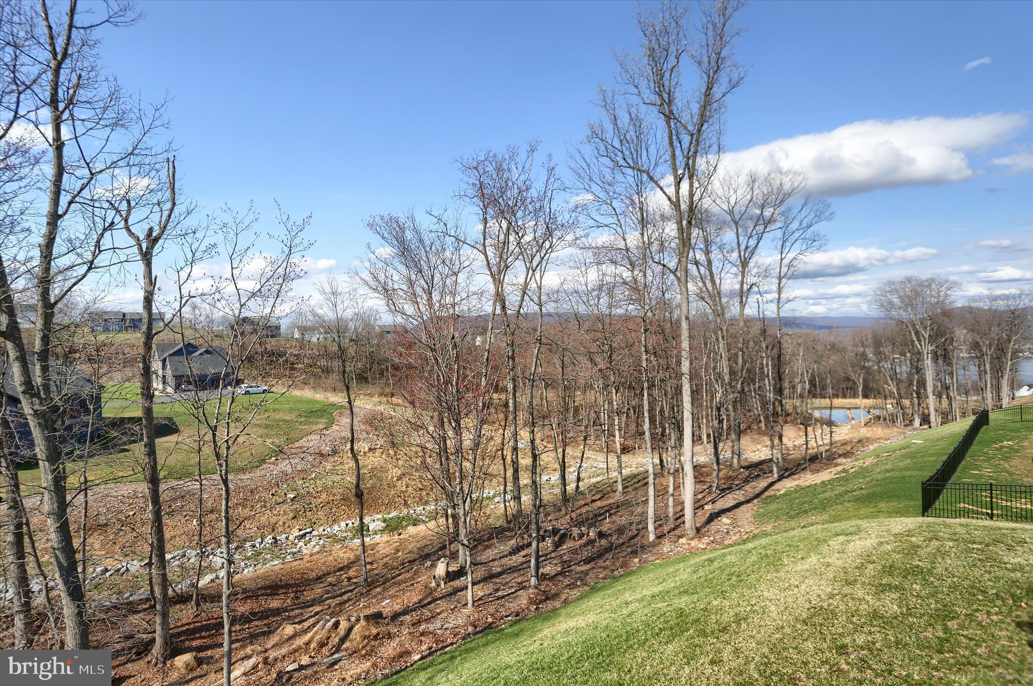 ROCKVILLE ESTATES - Residential