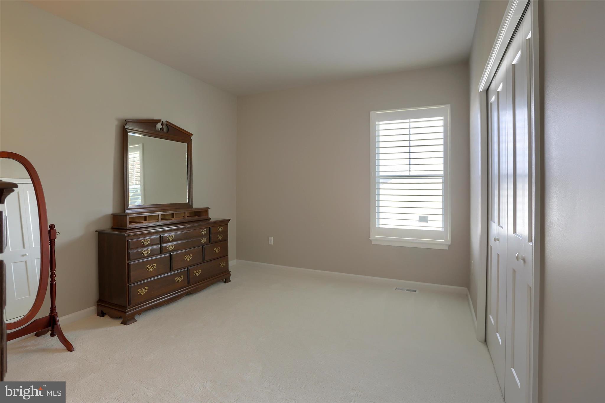 ROCKVILLE ESTATES - Residential