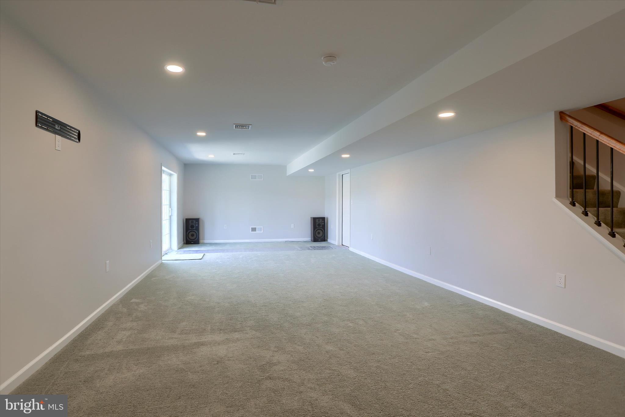 ROCKVILLE ESTATES - Residential