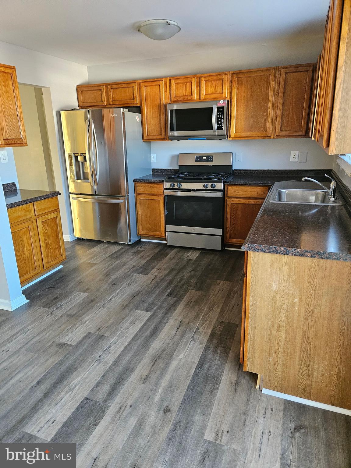 EDGEWOOD MEADOWS - Residential Lease