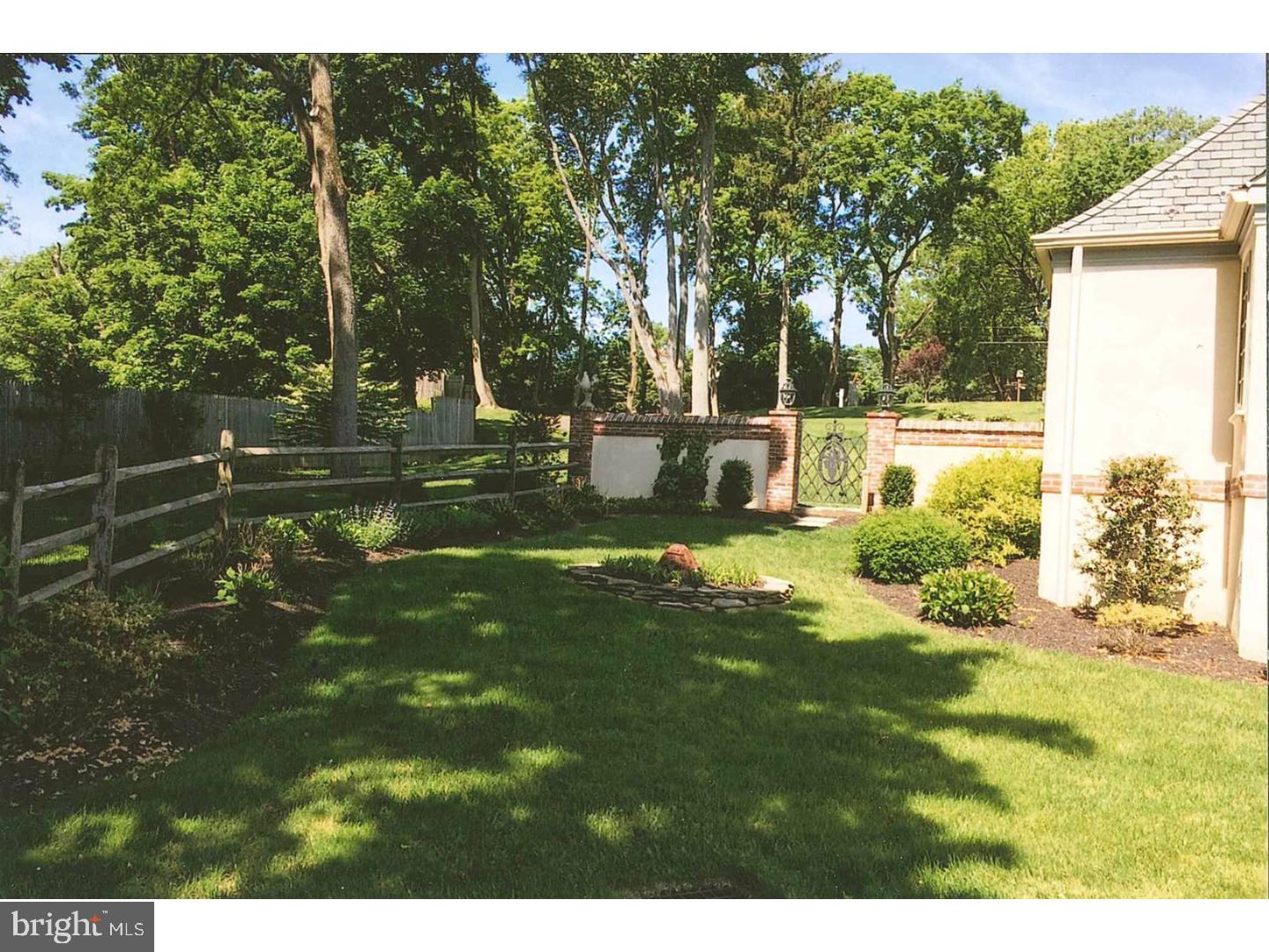 GLADWYNE - Residential