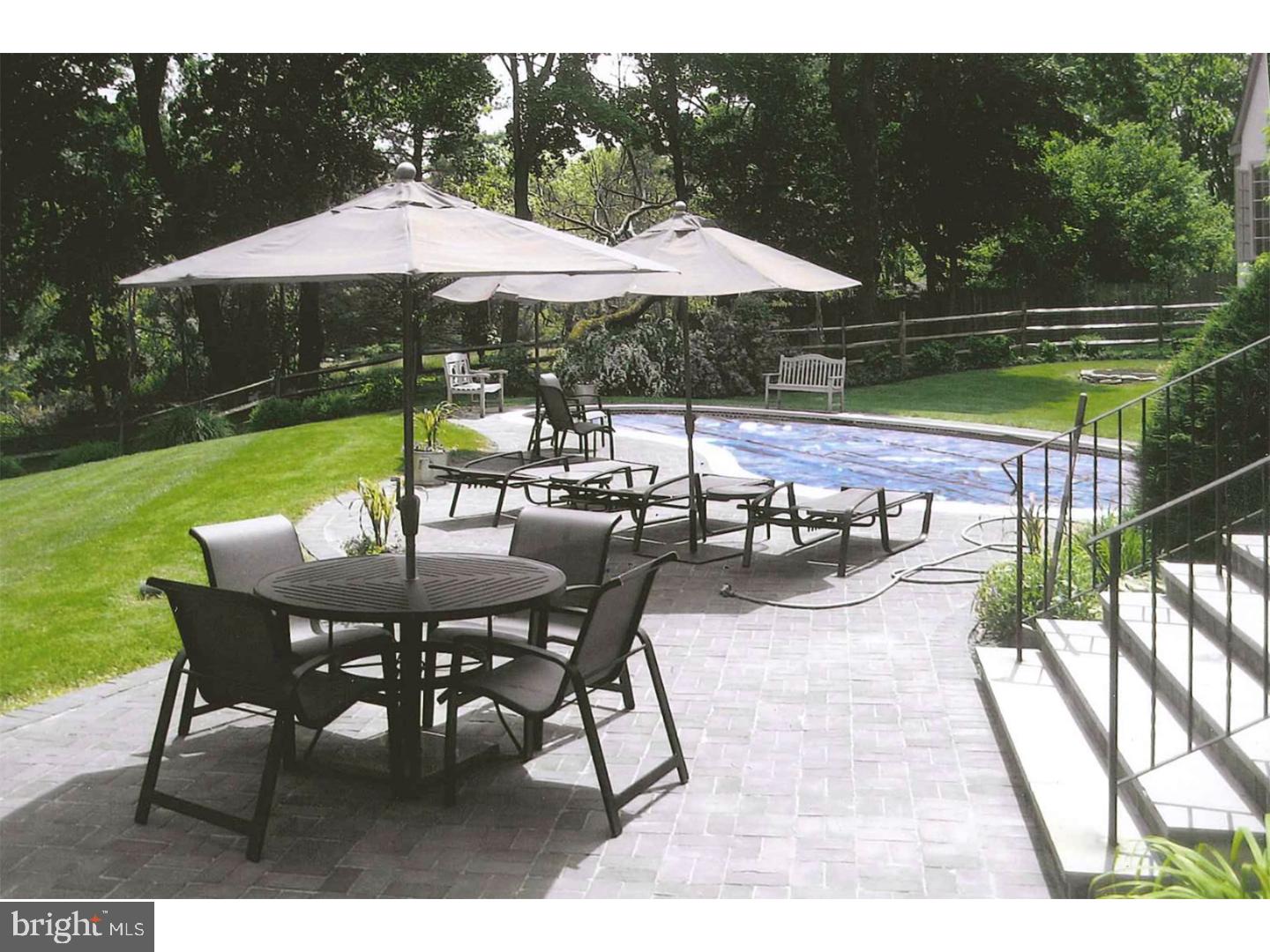 GLADWYNE - Residential