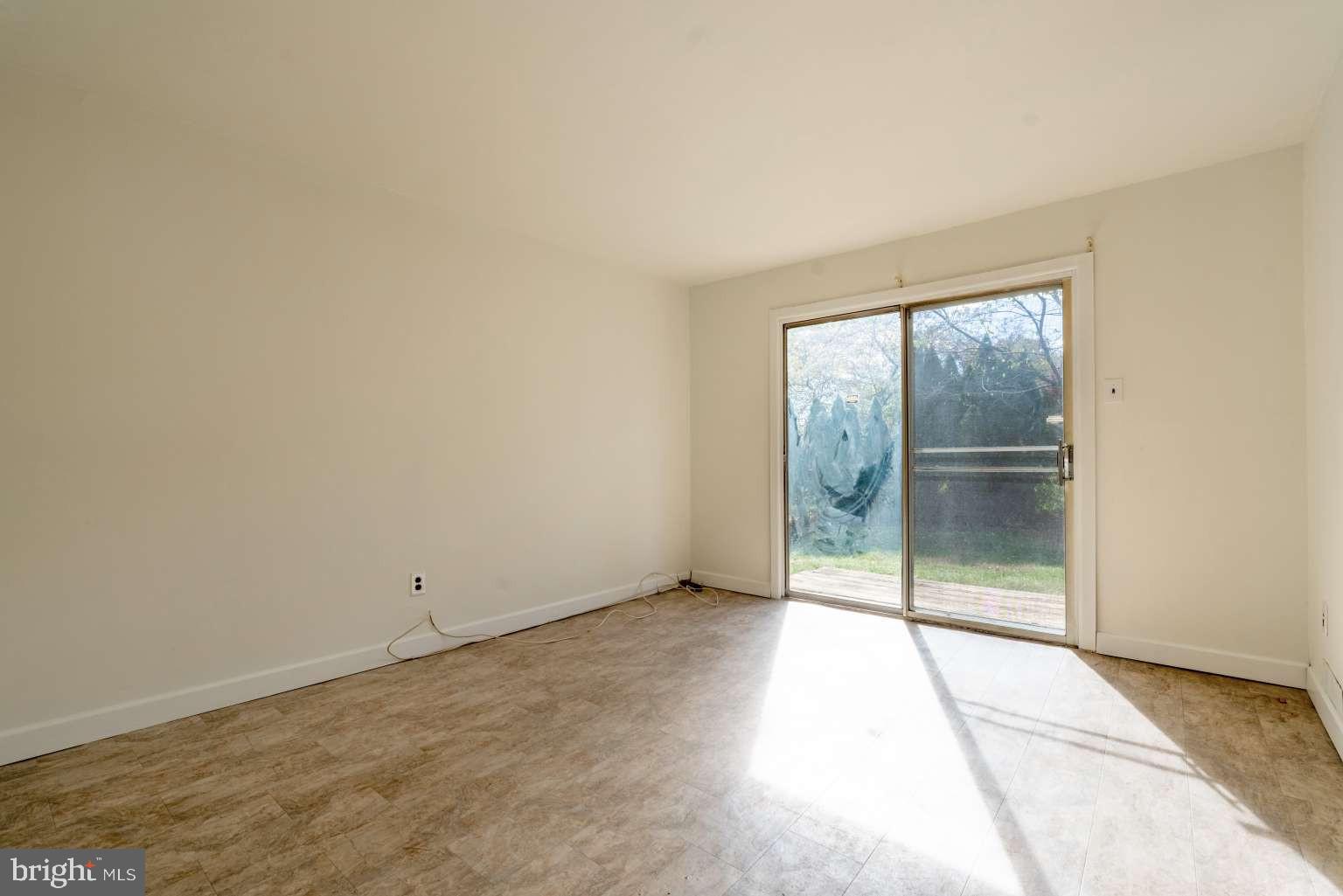 LANSDALE - Residential Lease