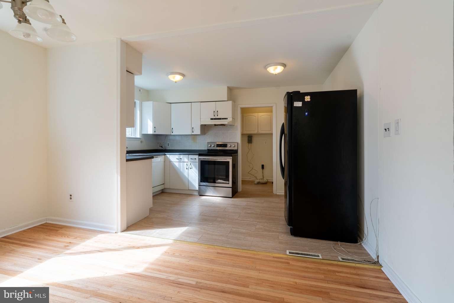 LANSDALE - Residential Lease