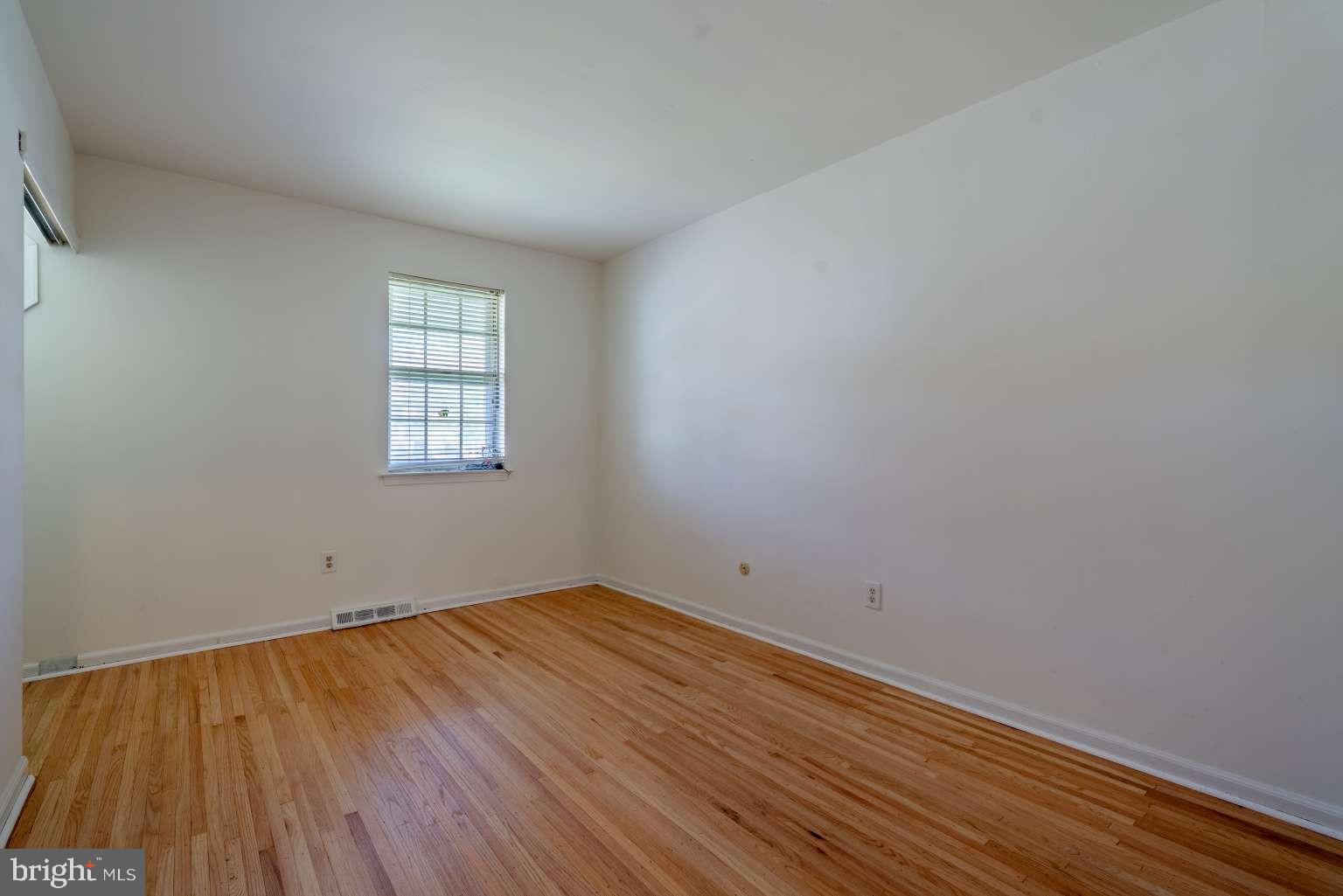 LANSDALE - Residential Lease