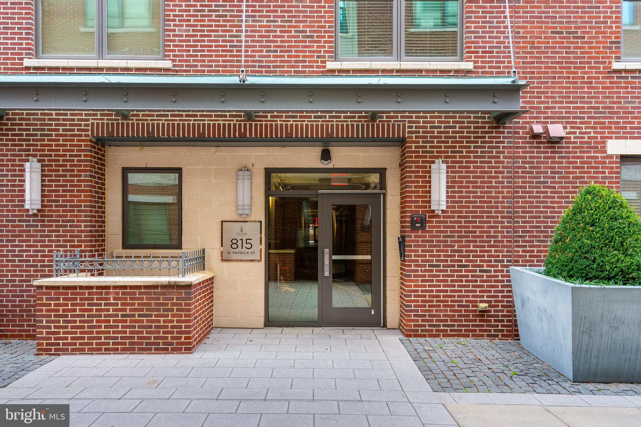 815 N PATRICK STREET 402