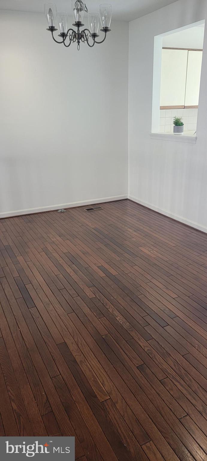 SUTTON GREEN - Residential