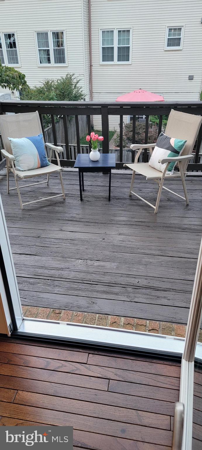 SUTTON GREEN - Residential