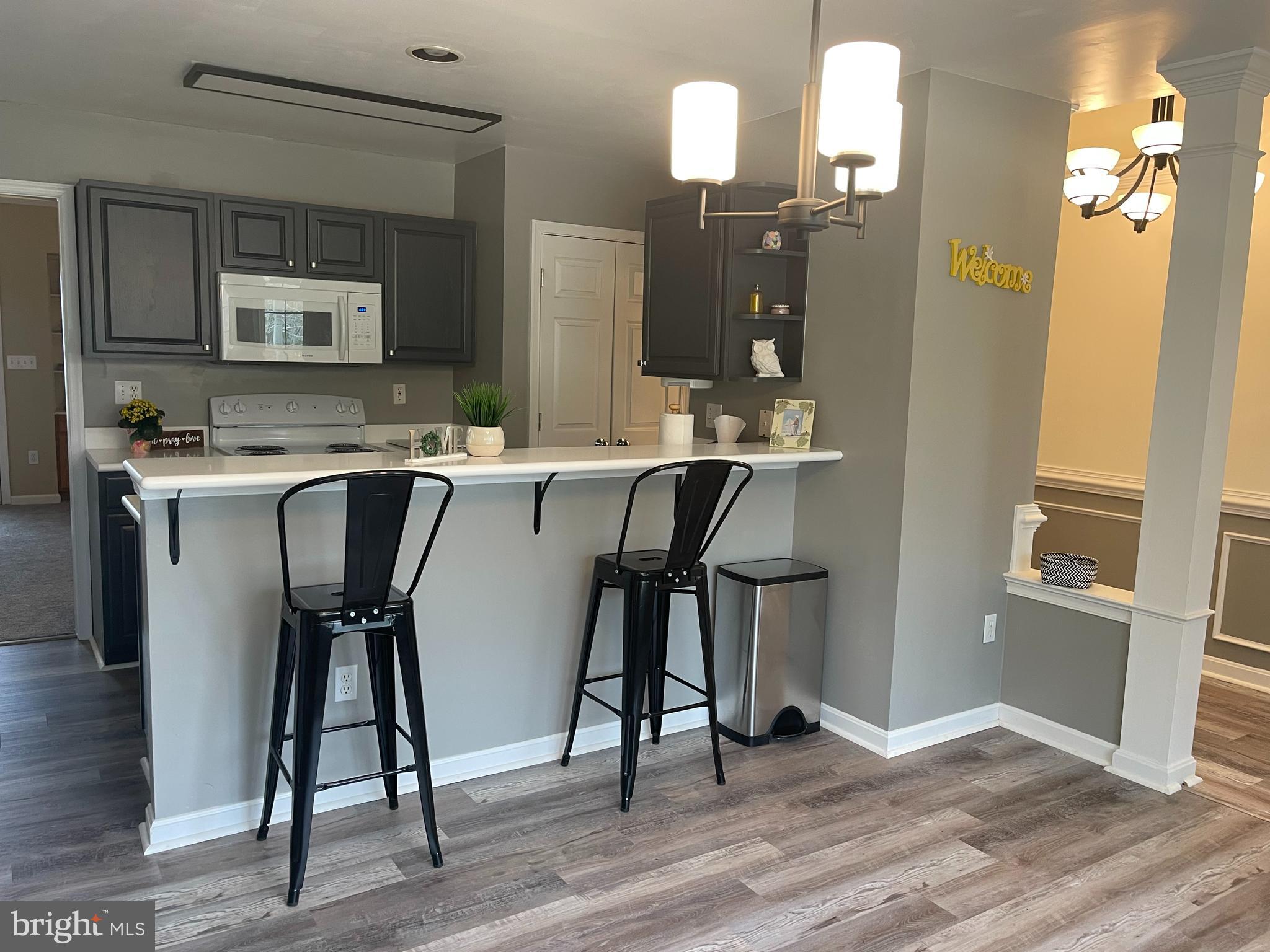 HUNTING QUARTERS - Residential