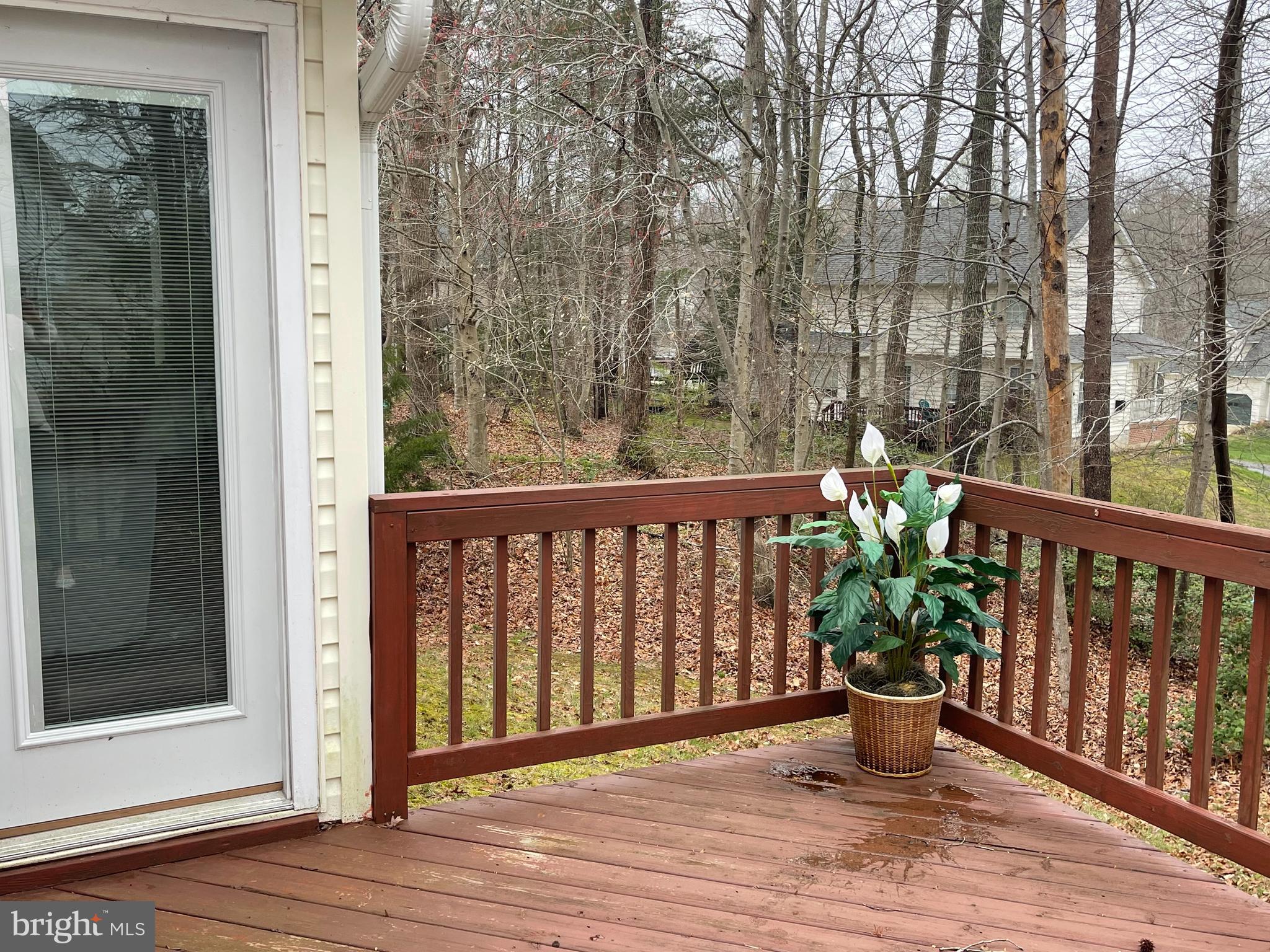 HUNTING QUARTERS - Residential