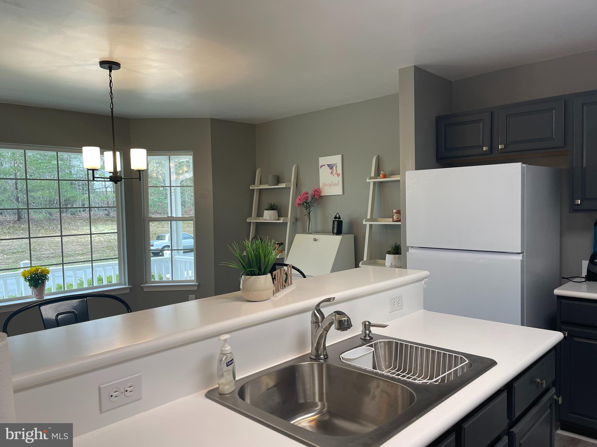 HUNTING QUARTERS - Residential