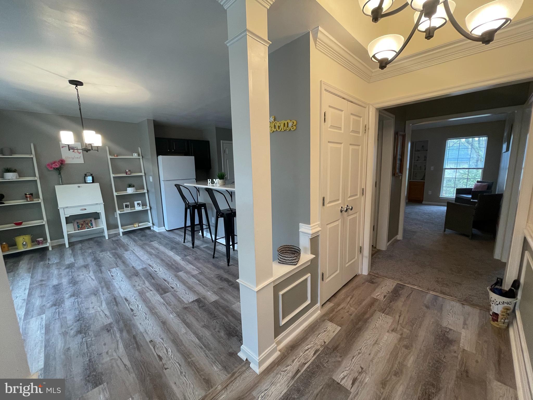 HUNTING QUARTERS - Residential