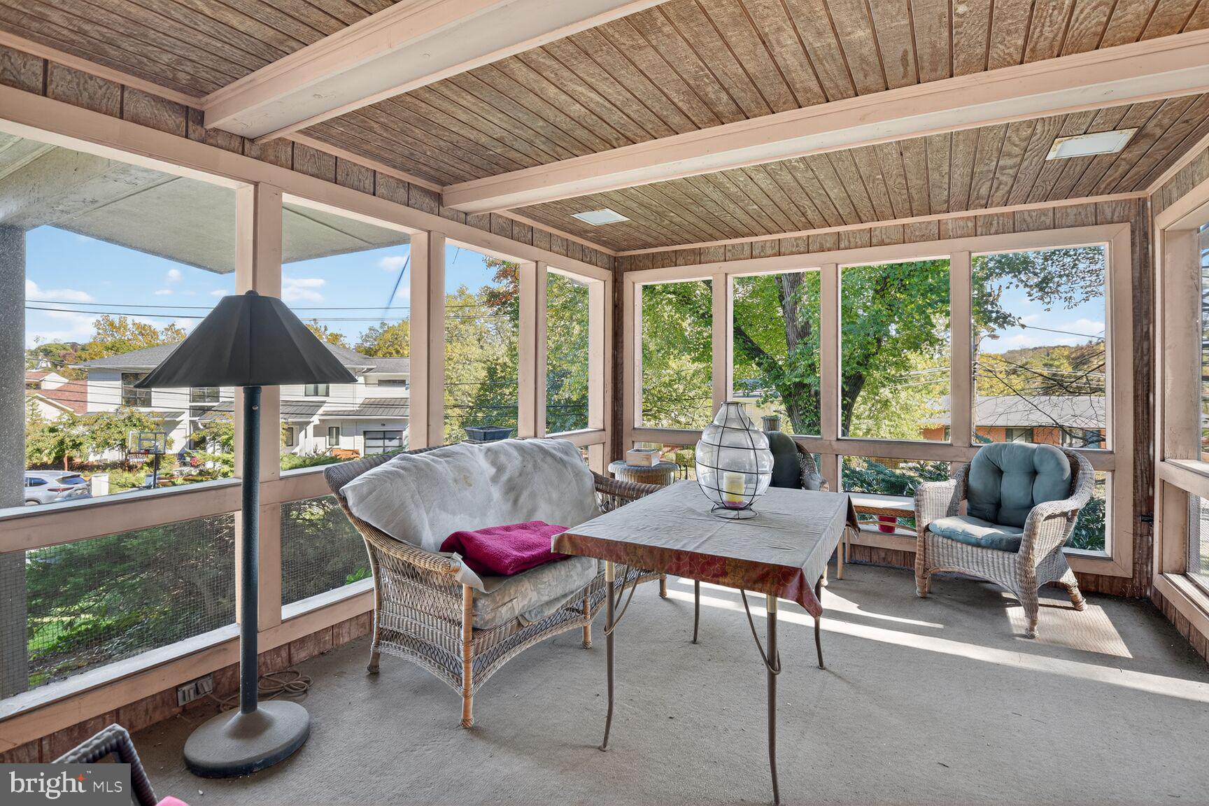 DUNLOP HILLS - Residential