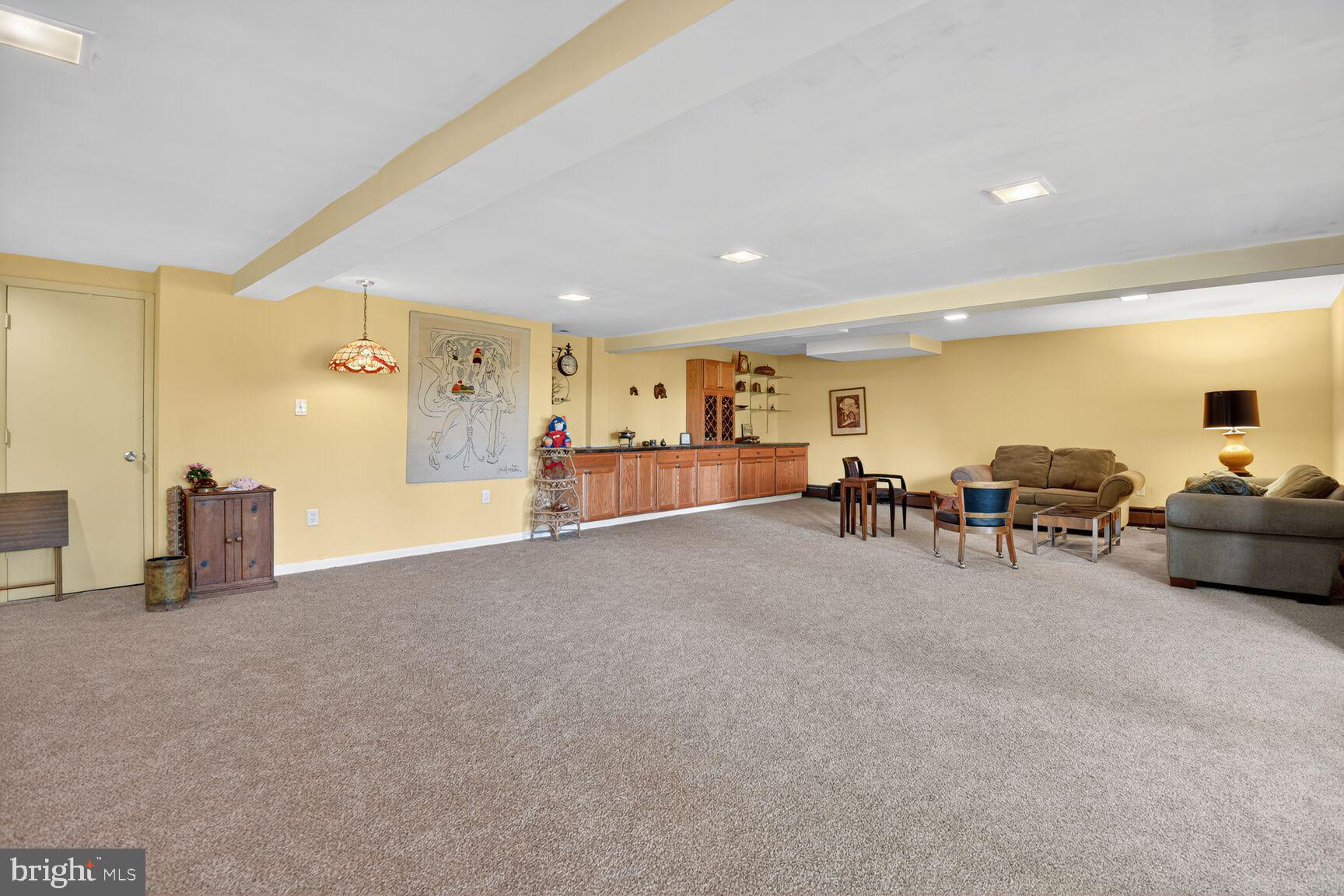 DUNLOP HILLS - Residential