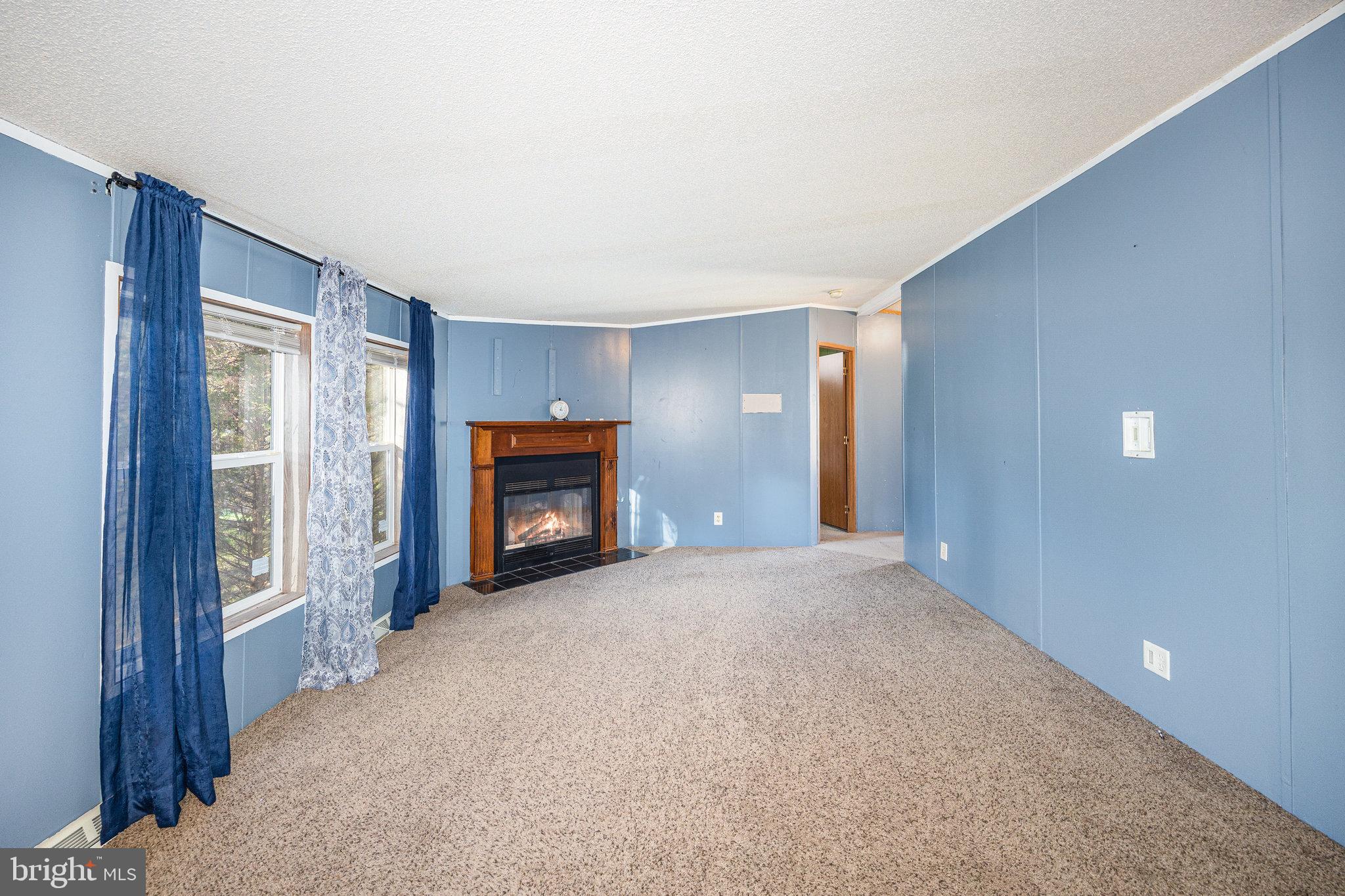 NEWBERRY FARMS - Residential