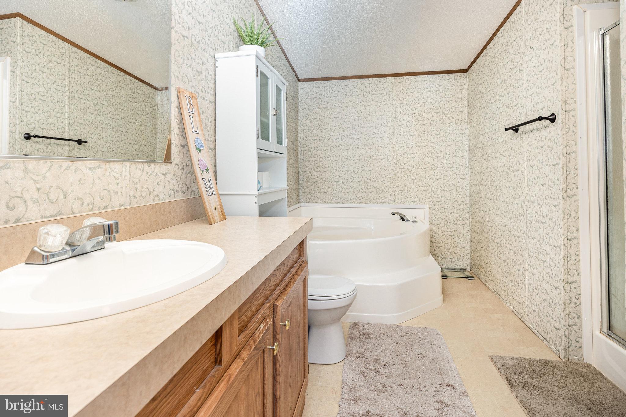 NEWBERRY FARMS - Residential