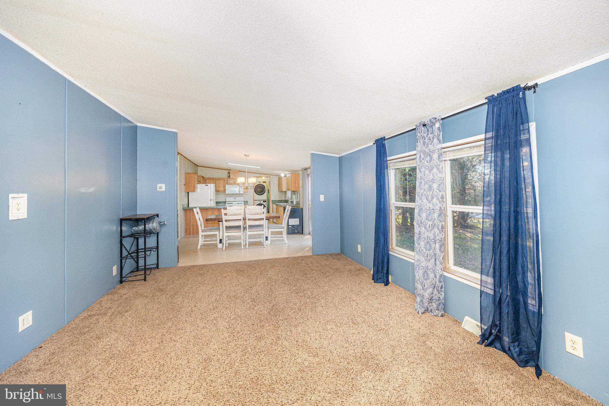 NEWBERRY FARMS - Residential