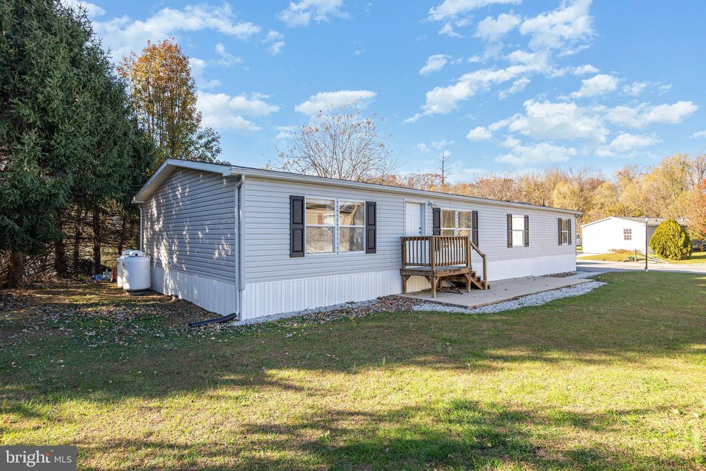 Photo of 700 - Trlr 152 Cassel Road, MANCHESTER, PA 17345 (MLS # PAYK2094162)
