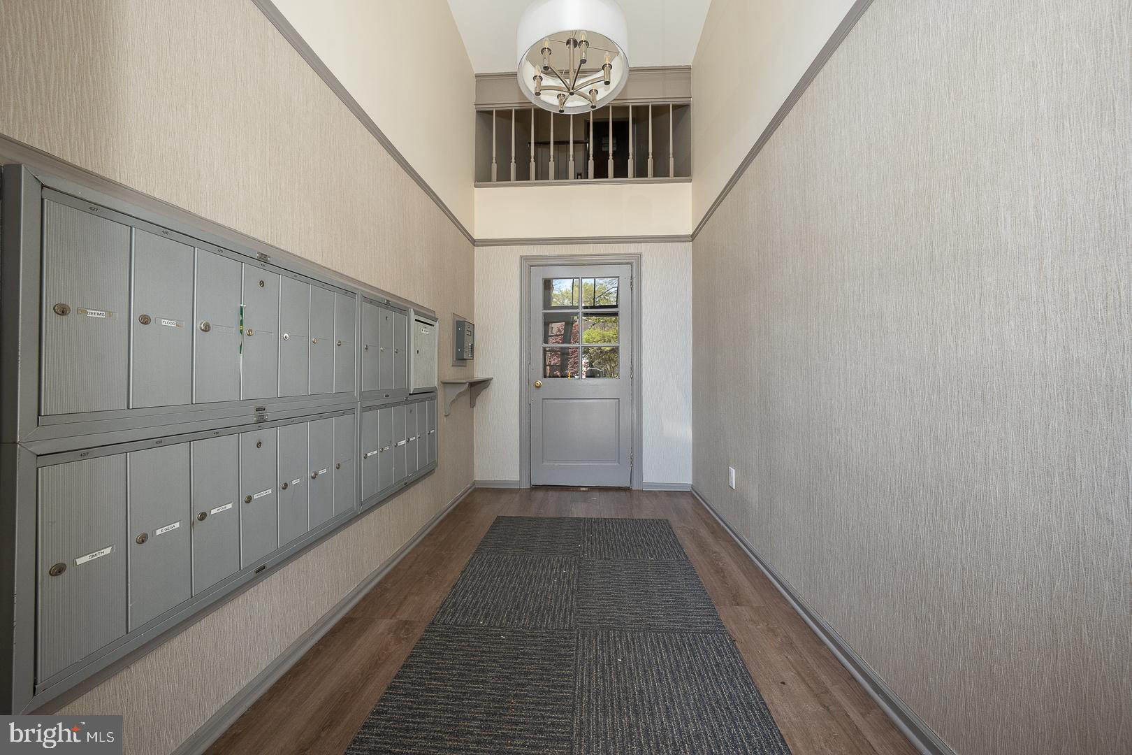 GLENHARDIE - Residential