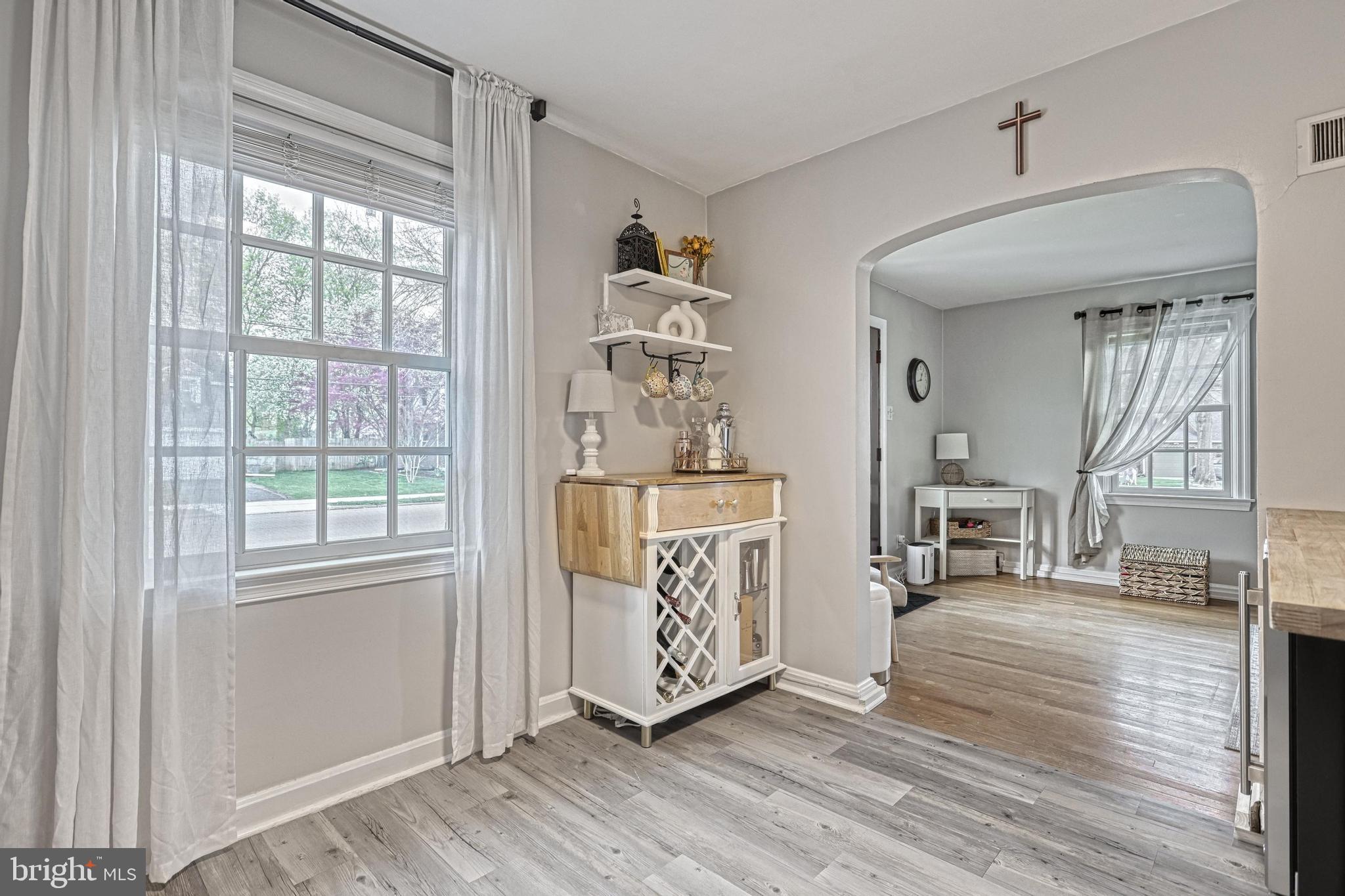 BEVERLY PARK - Residential