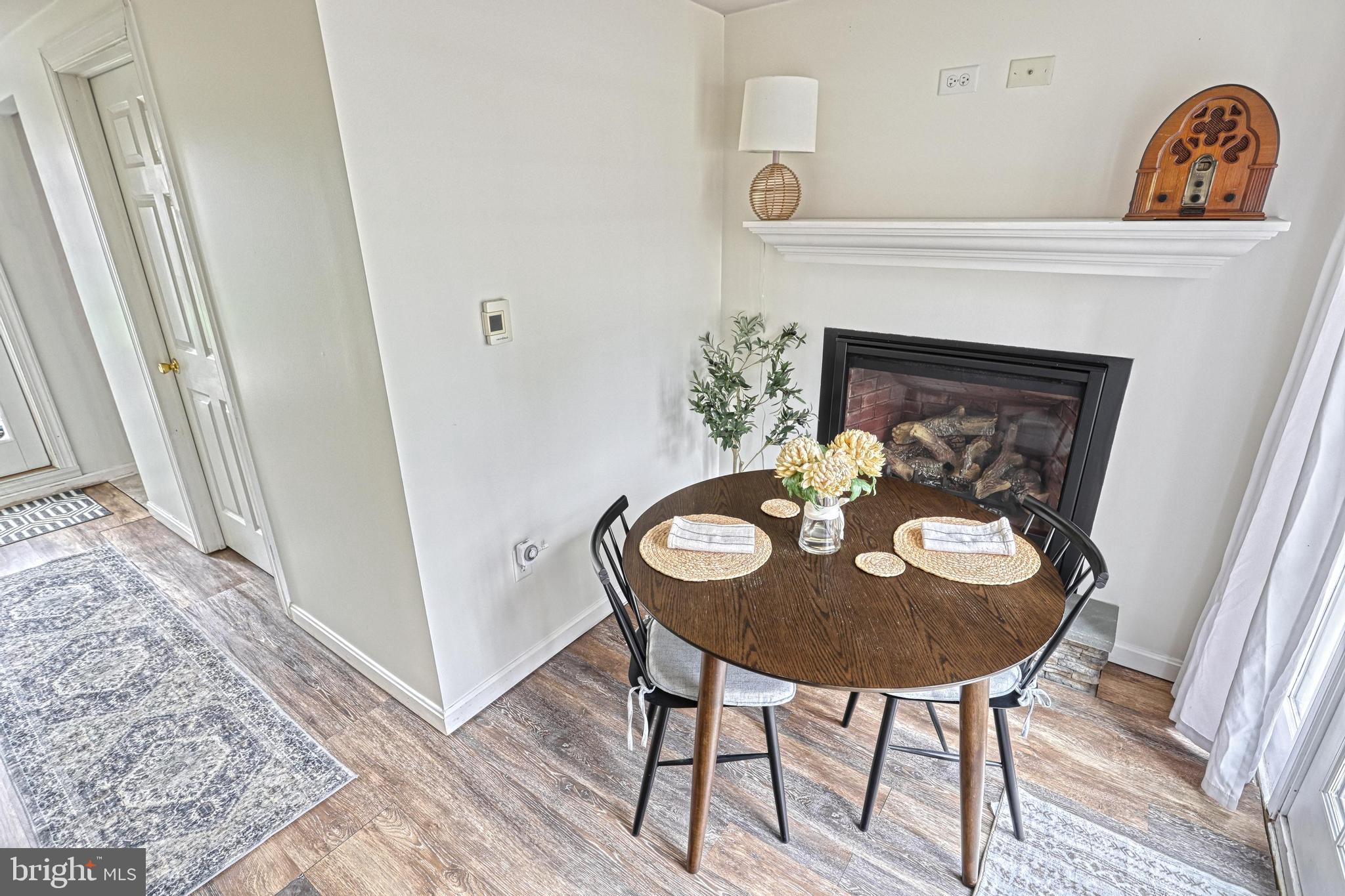 BEVERLY PARK - Residential