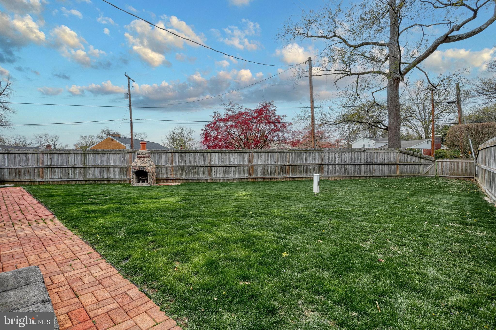 BEVERLY PARK - Residential