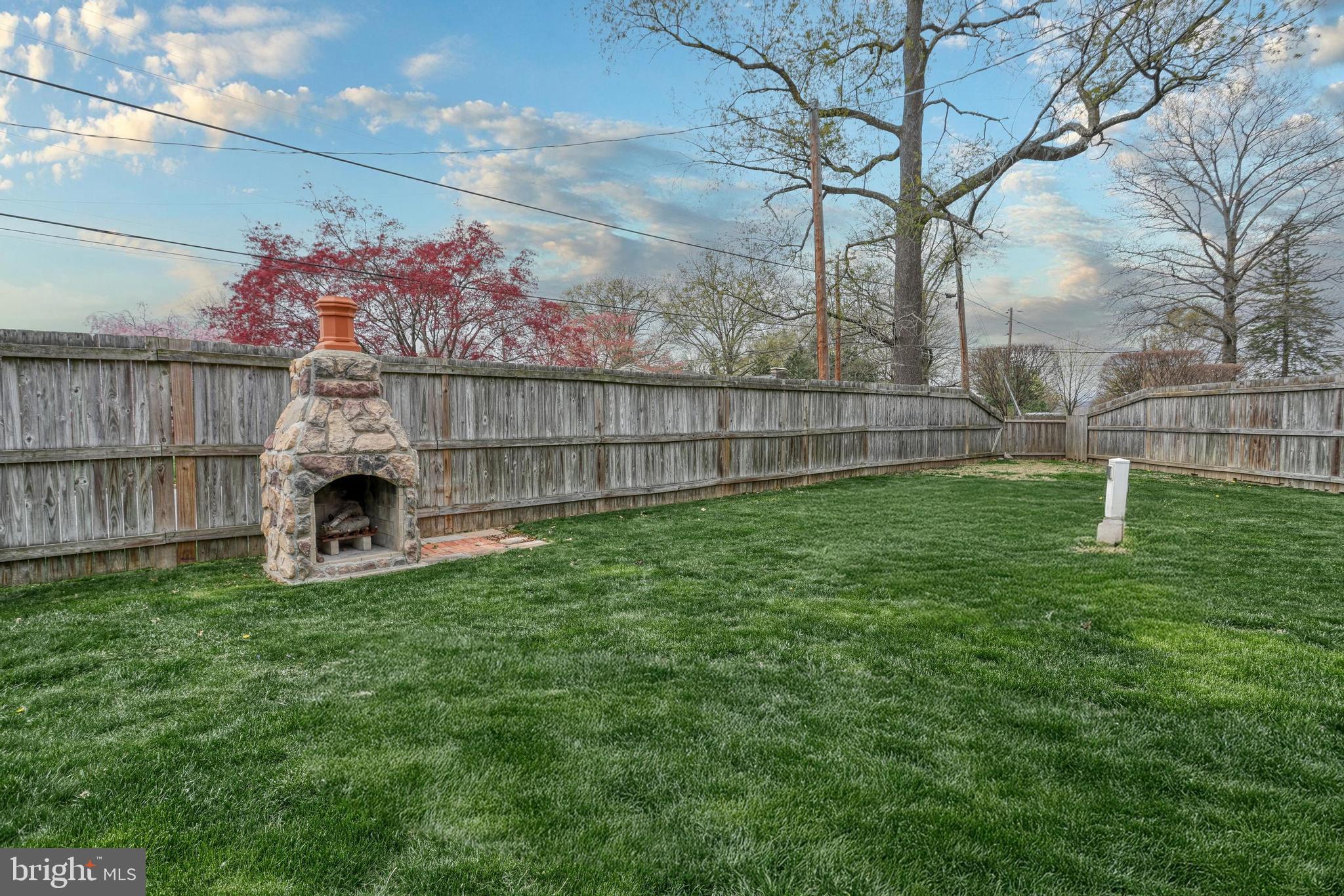 BEVERLY PARK - Residential