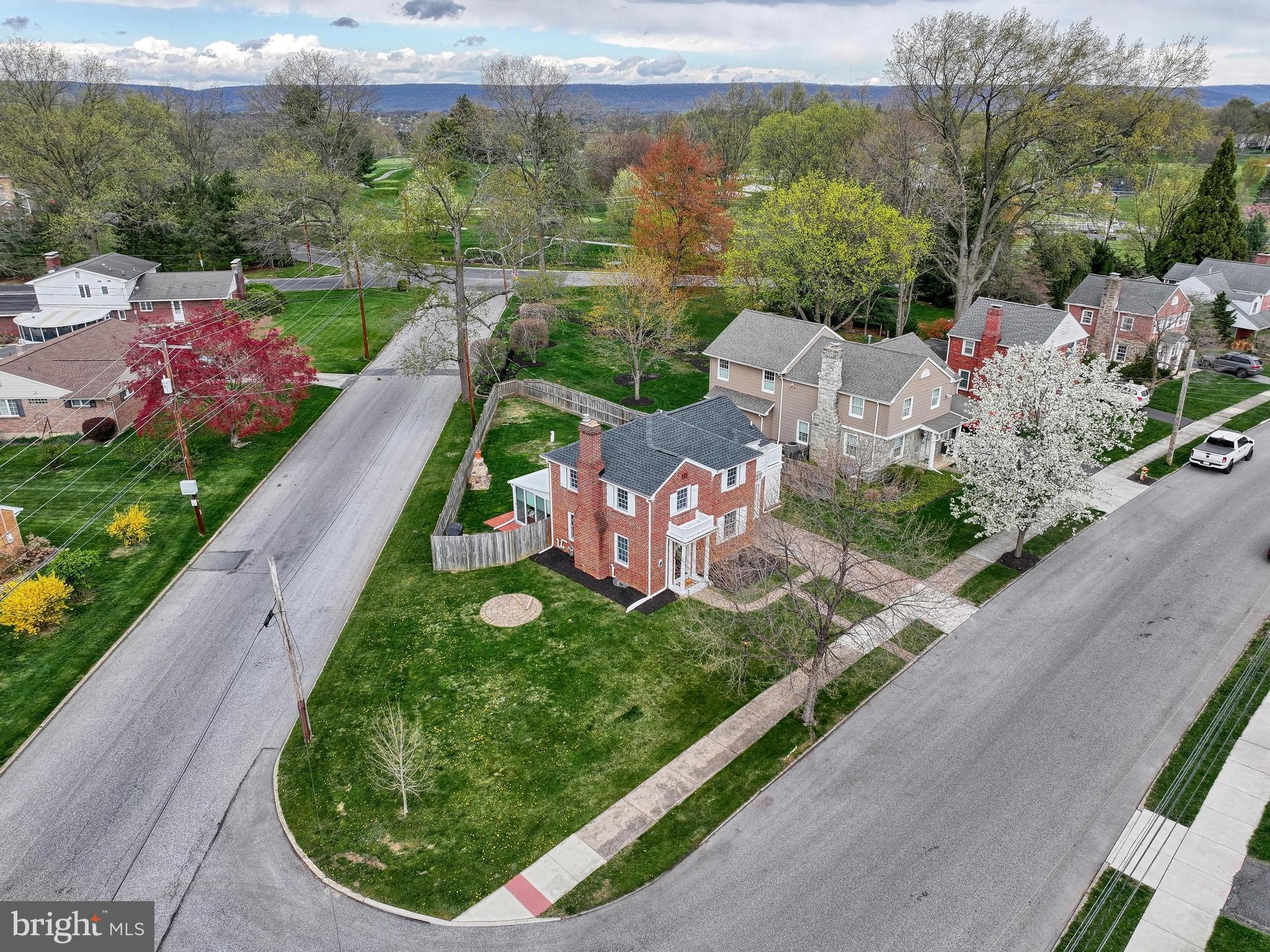 BEVERLY PARK - Residential