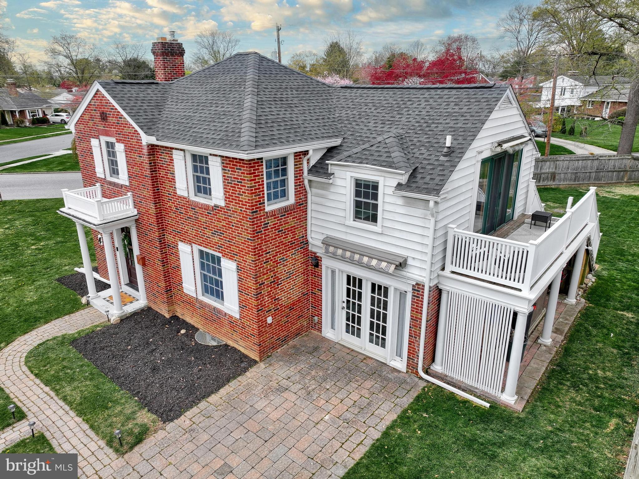 BEVERLY PARK - Residential