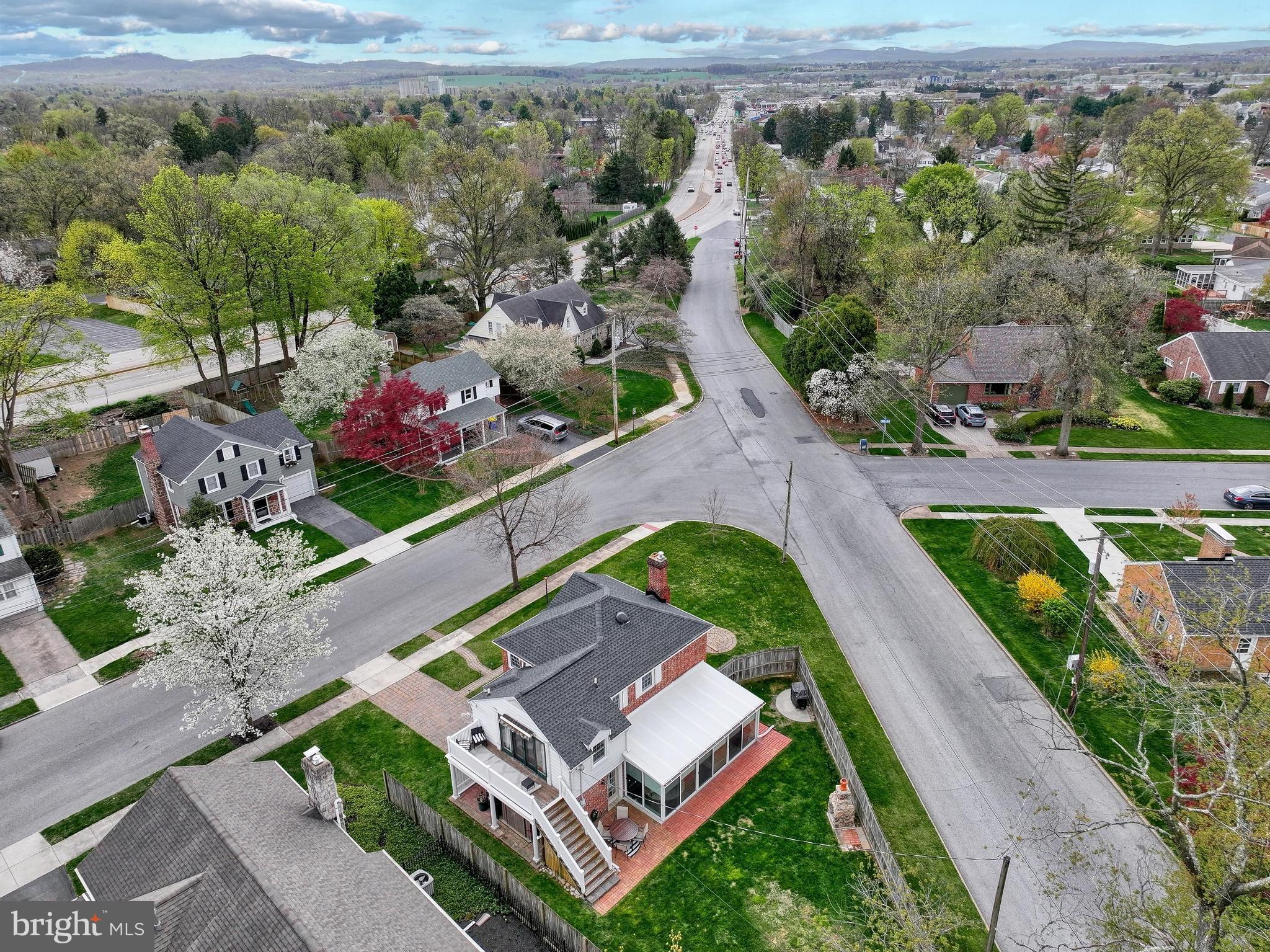 BEVERLY PARK - Residential