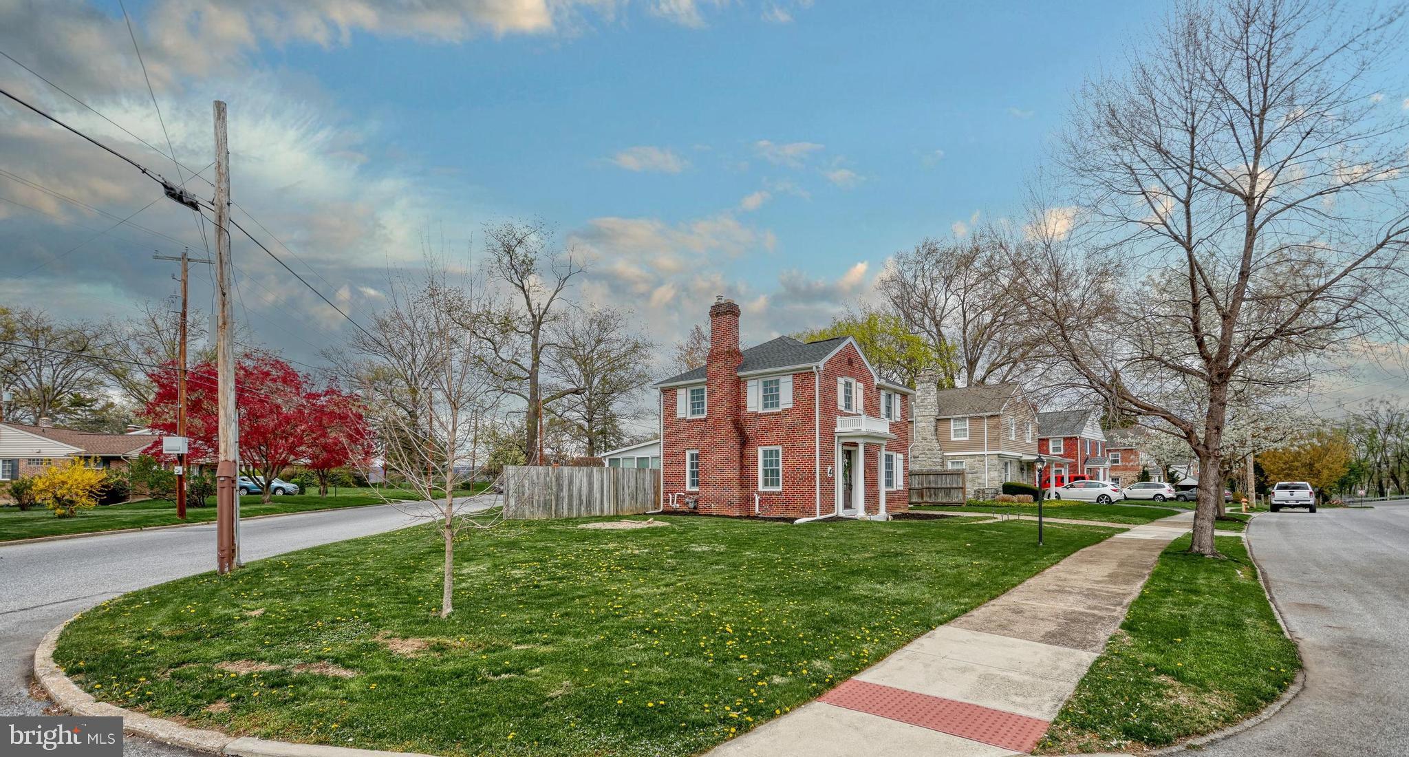 BEVERLY PARK - Residential