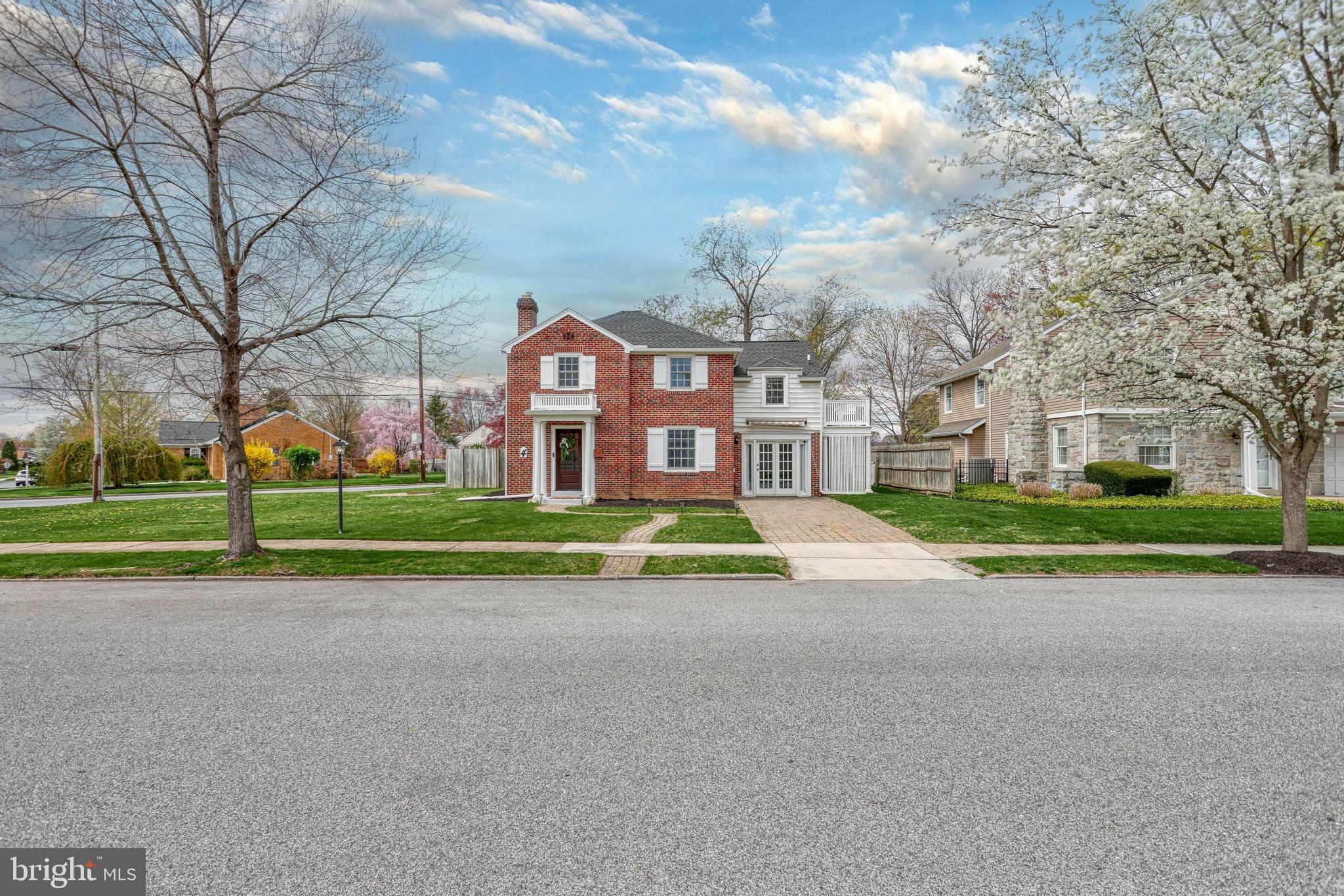 BEVERLY PARK - Residential