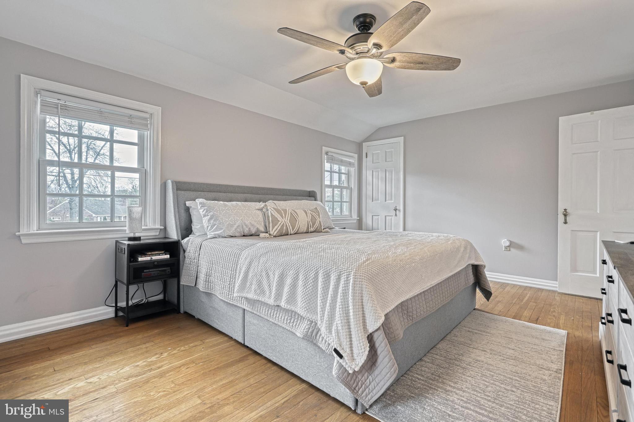 BEVERLY PARK - Residential