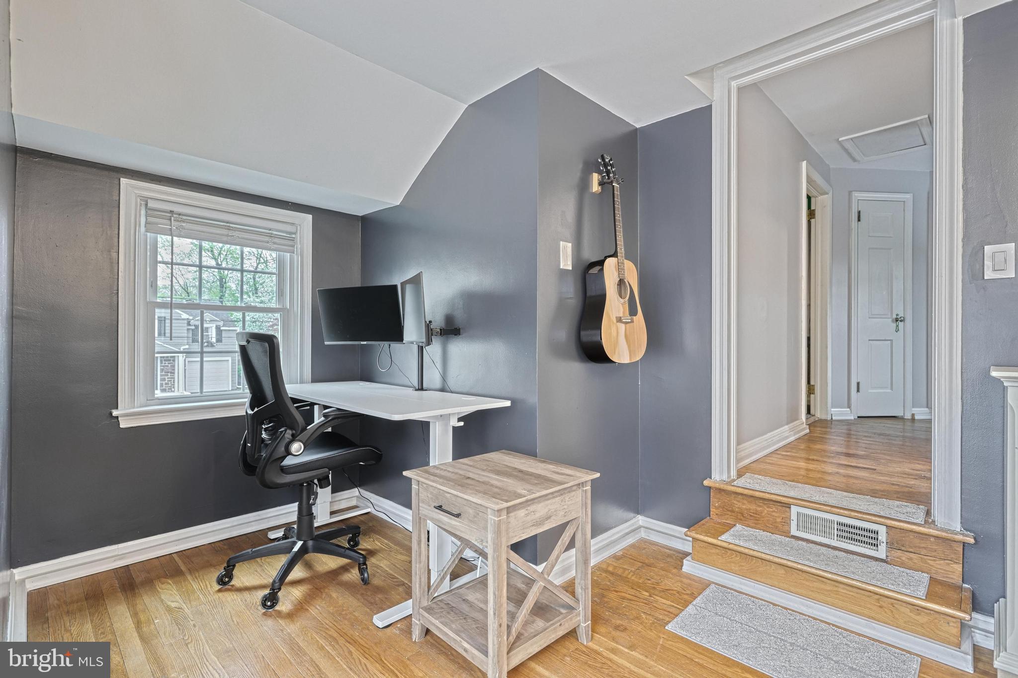 BEVERLY PARK - Residential