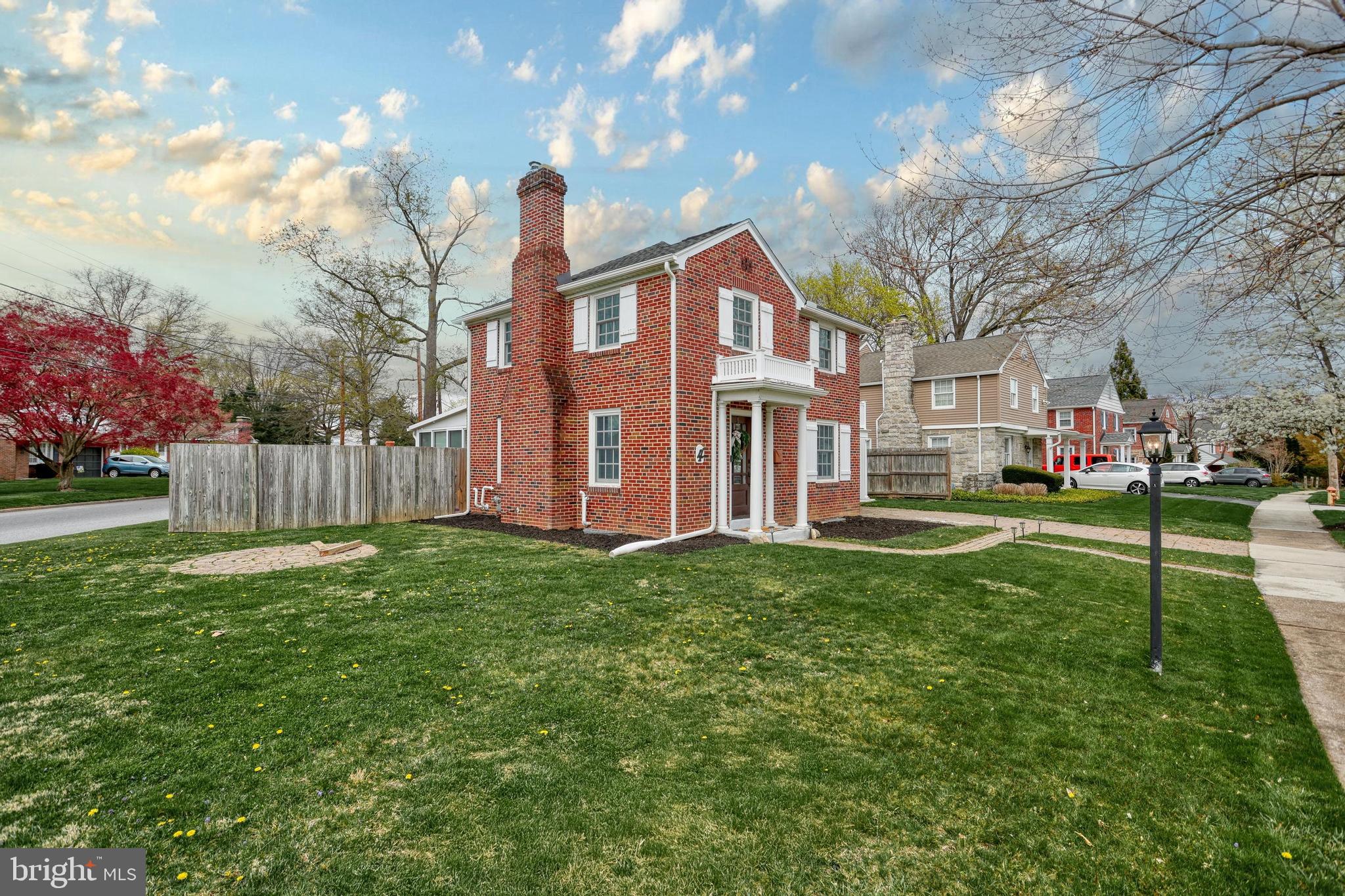 BEVERLY PARK - Residential