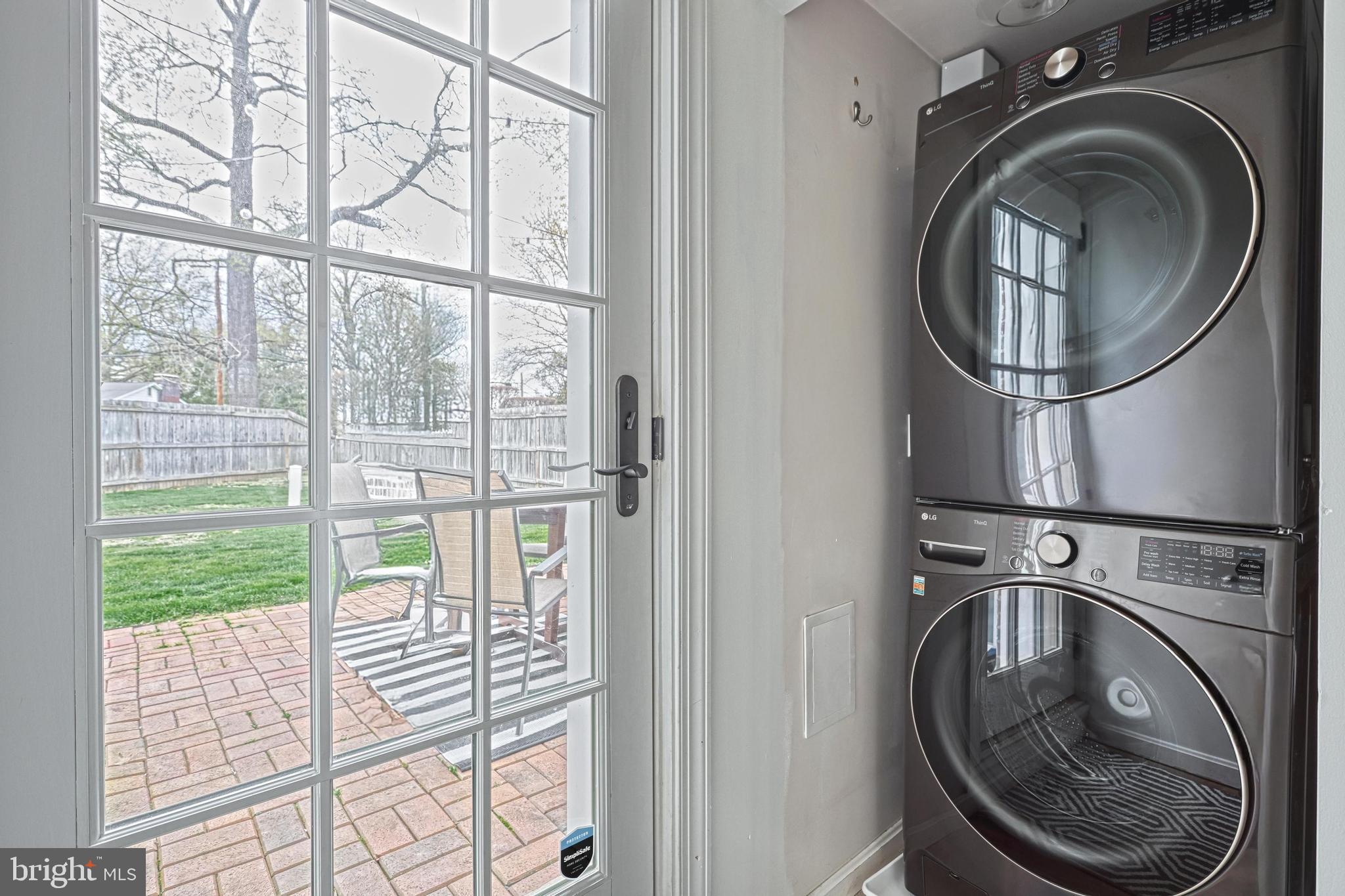 BEVERLY PARK - Residential