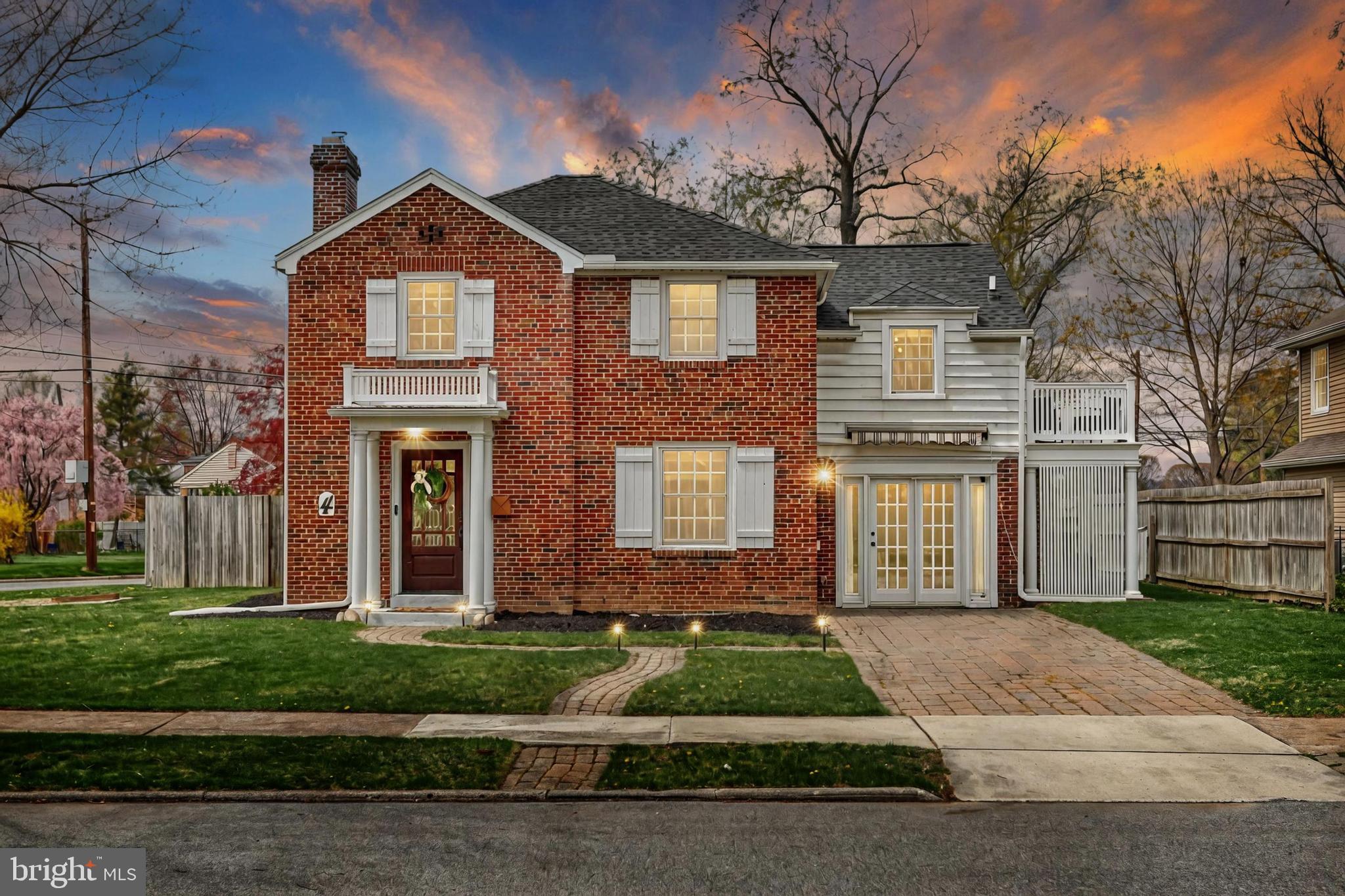 BEVERLY PARK - Residential