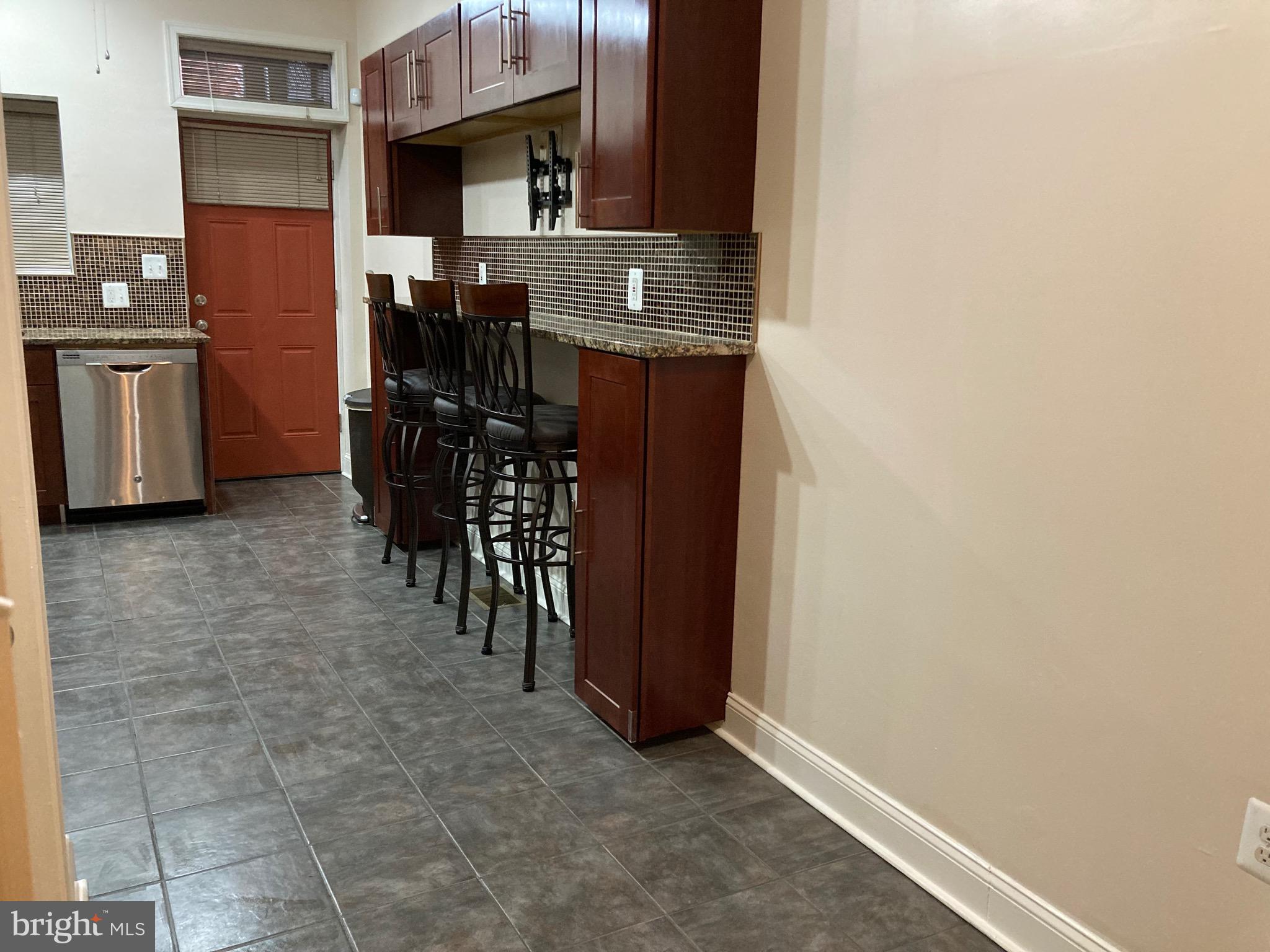 RESERVOIR HILL - Residential Lease