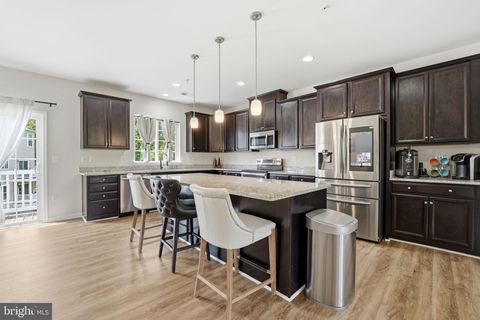 Photo of 14760 Malloy Court, WOODBRIDGE, VA 22191 (MLS # VAPW2118094)