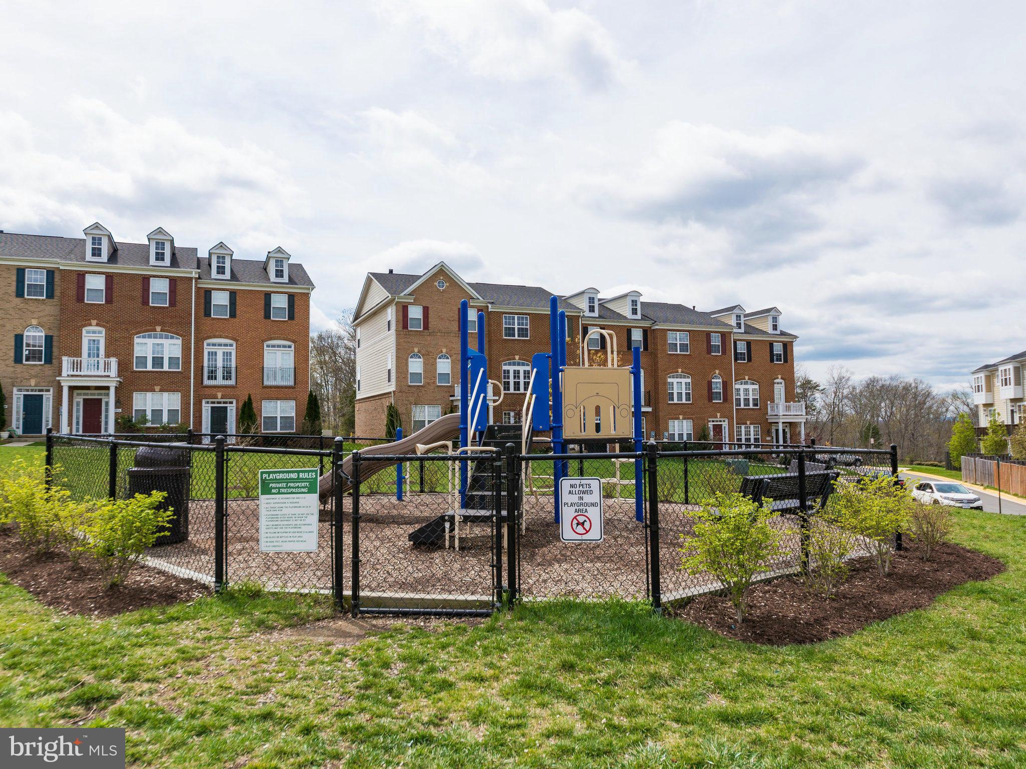 GOOSE CREEK VILLAGE SOUTH - Residential Lease