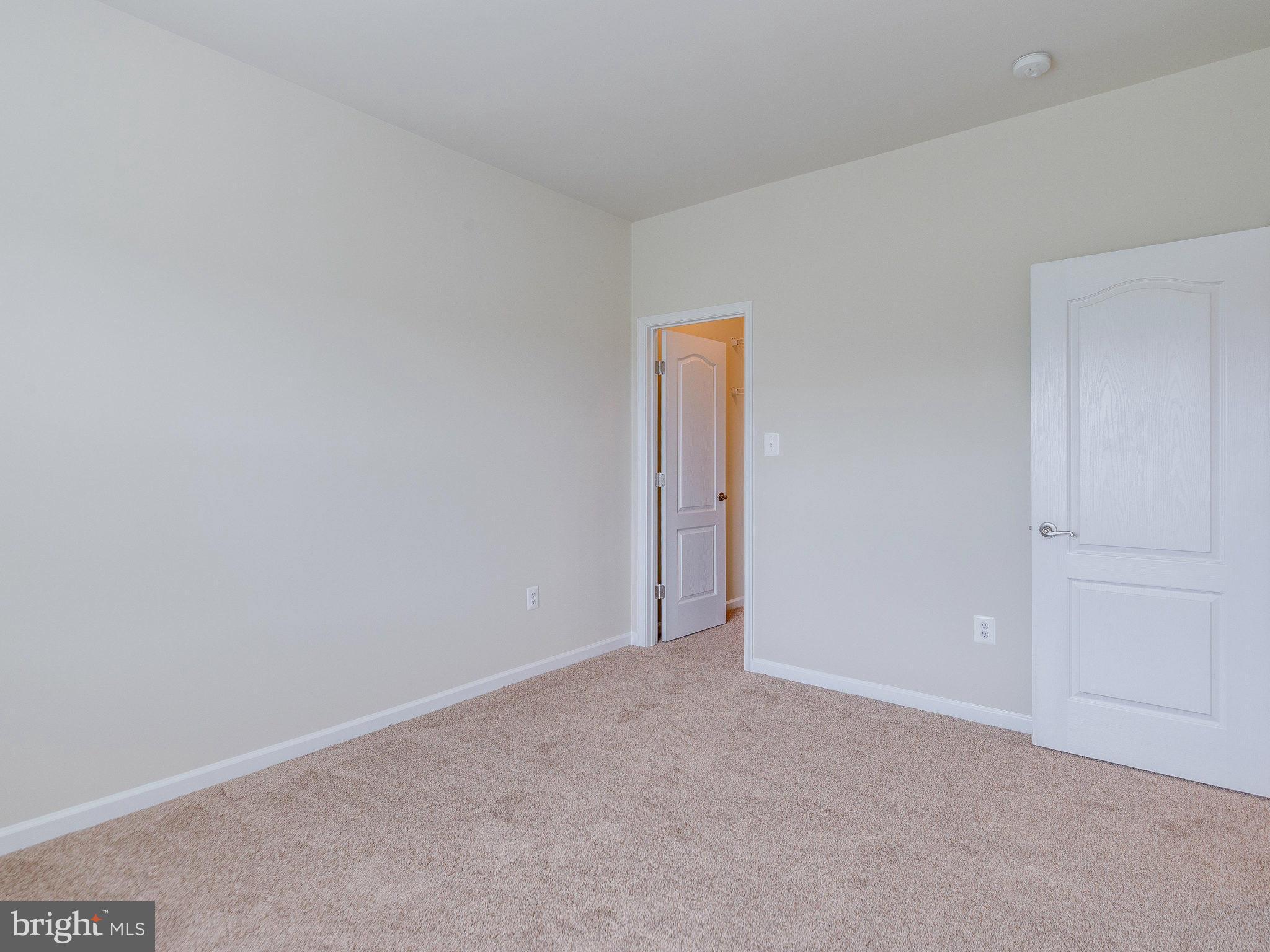 GOOSE CREEK VILLAGE SOUTH - Residential Lease