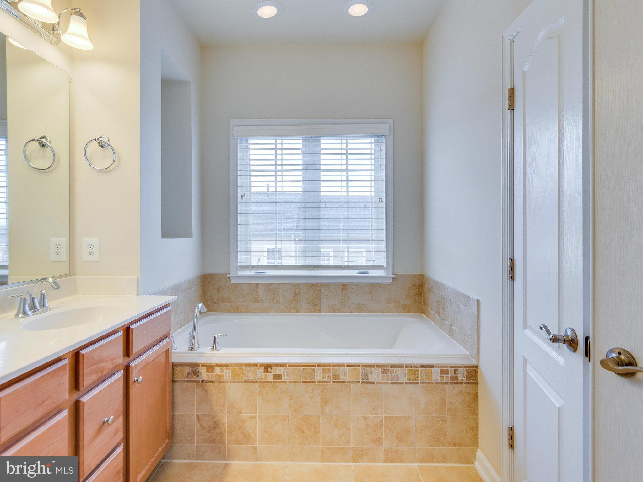 GOOSE CREEK VILLAGE SOUTH - Residential Lease