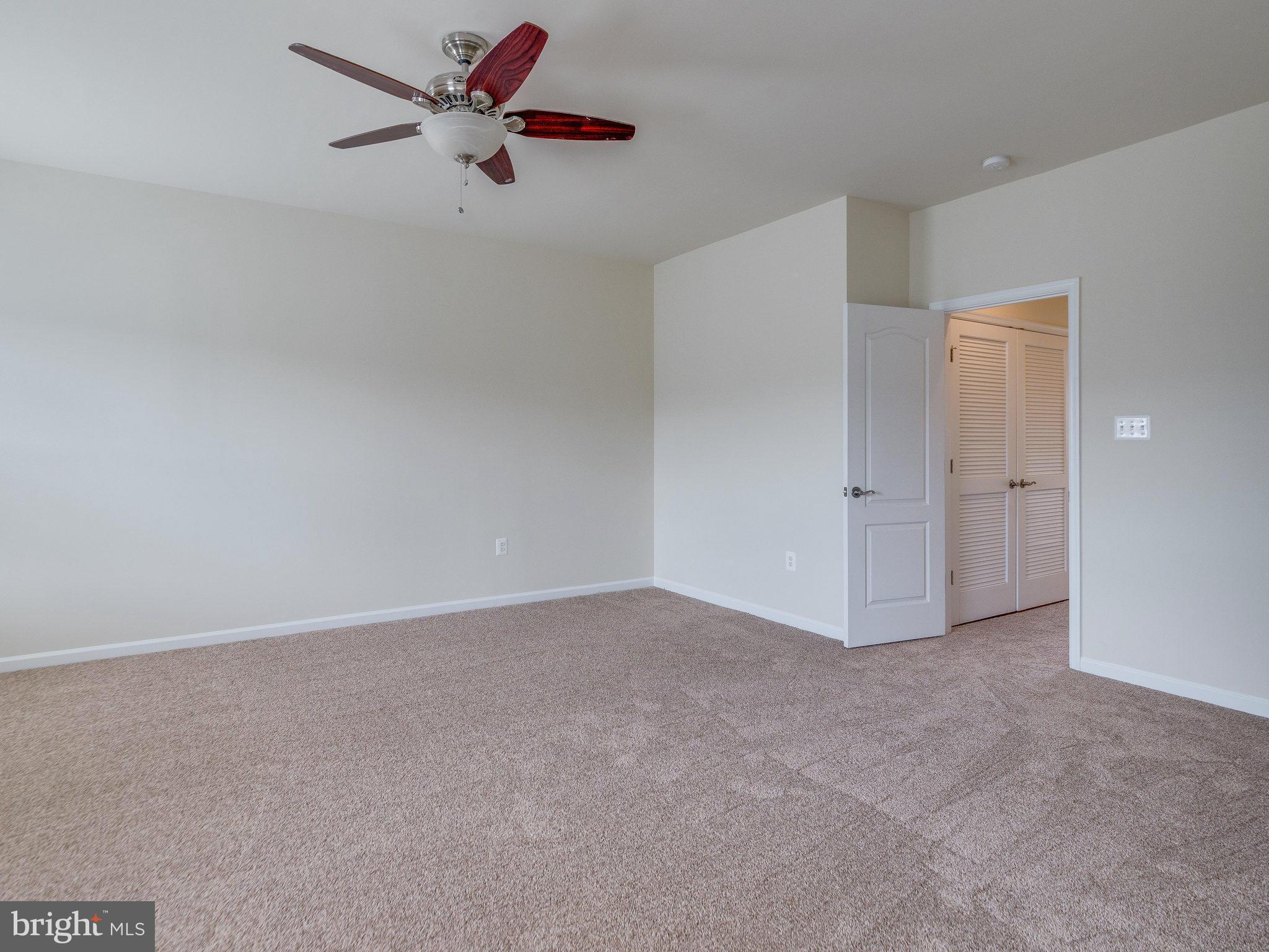 GOOSE CREEK VILLAGE SOUTH - Residential Lease