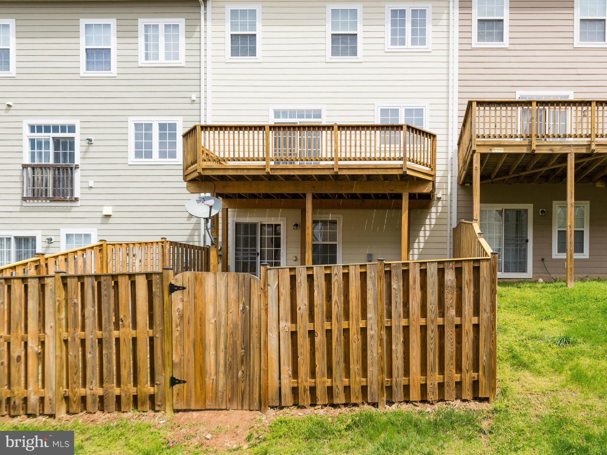 GOOSE CREEK VILLAGE SOUTH - Residential Lease